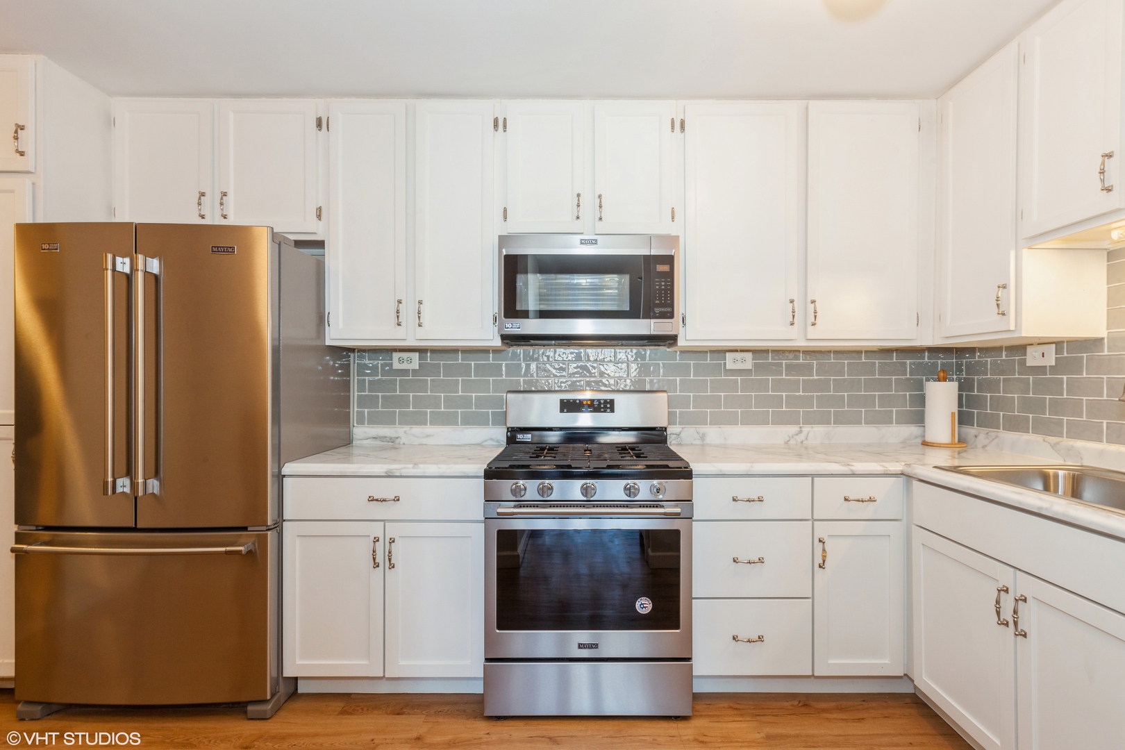 1041 W Ogden Avenue W Unit: 231