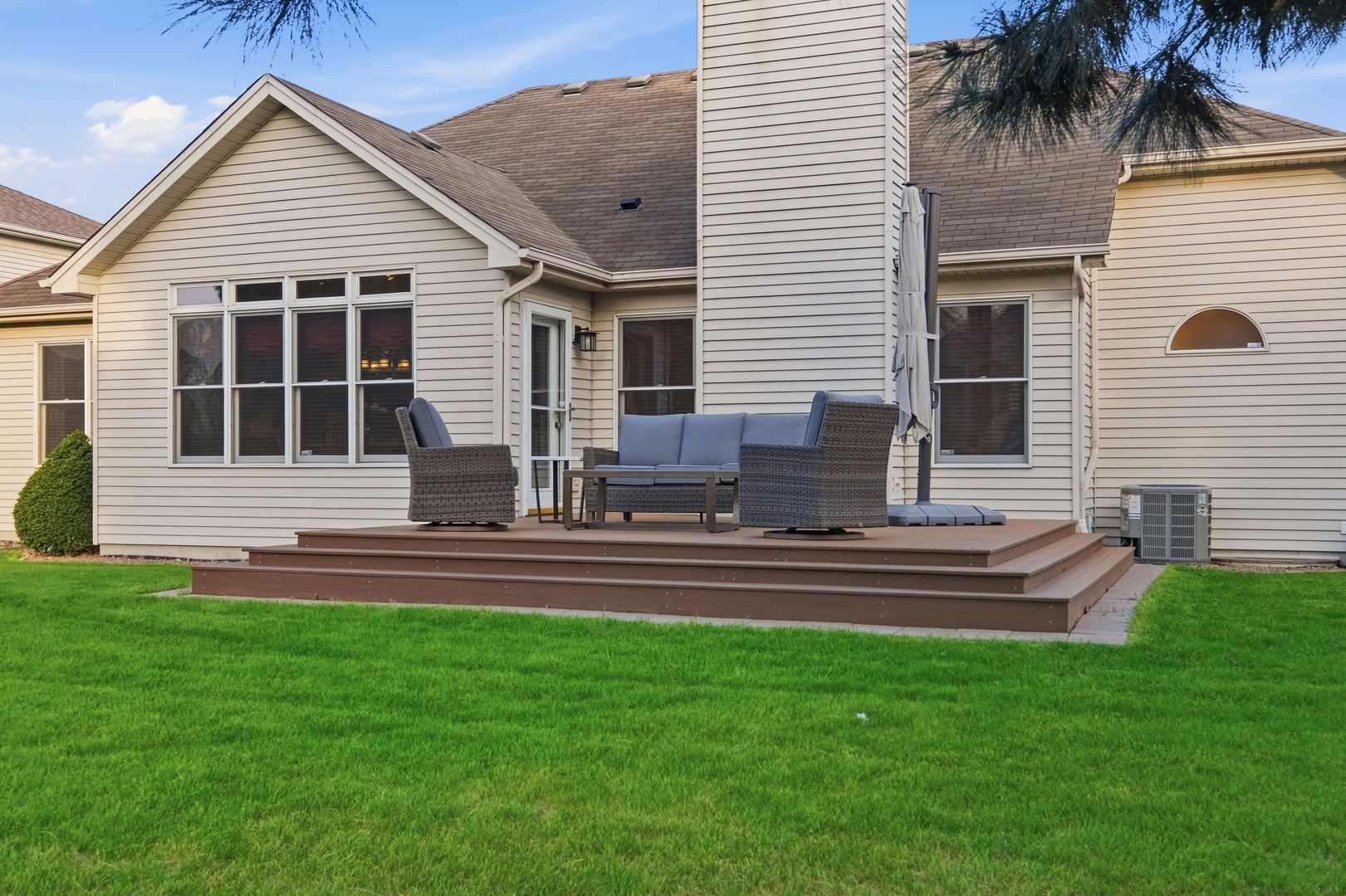 25006 Sandra Lane