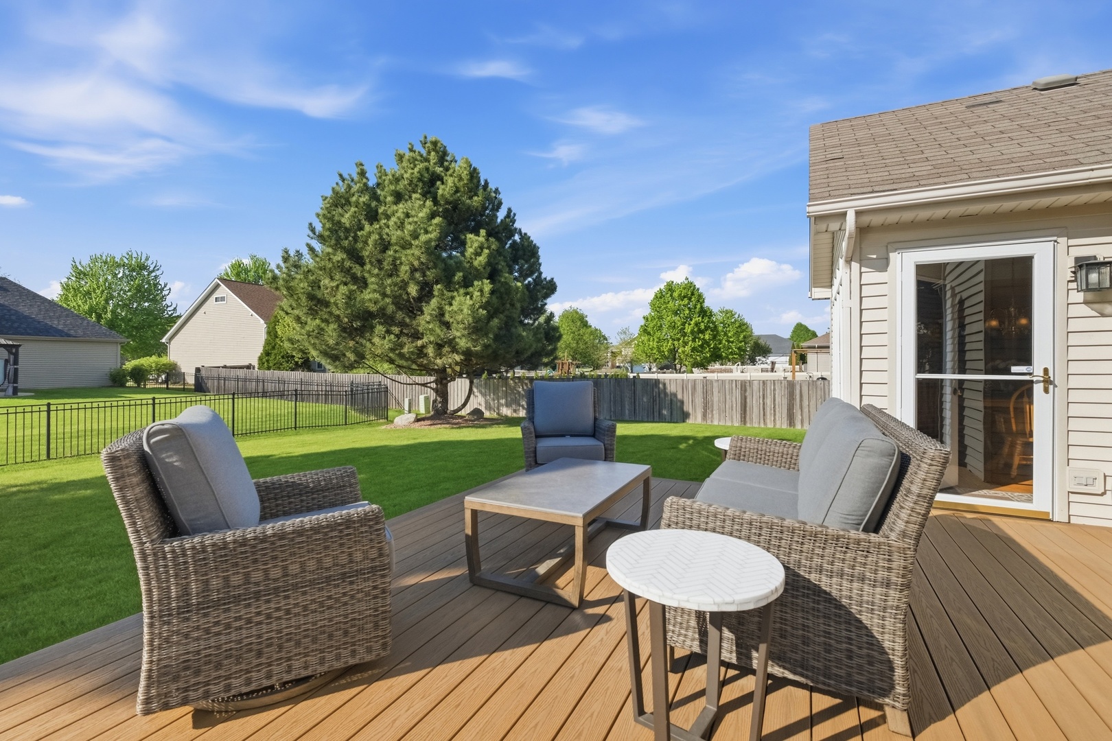 25006 Sandra Lane