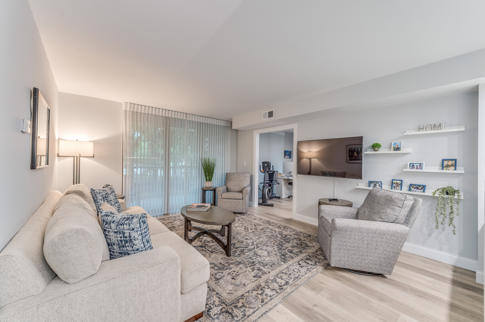 509 Aurora Avenue Unit: 205