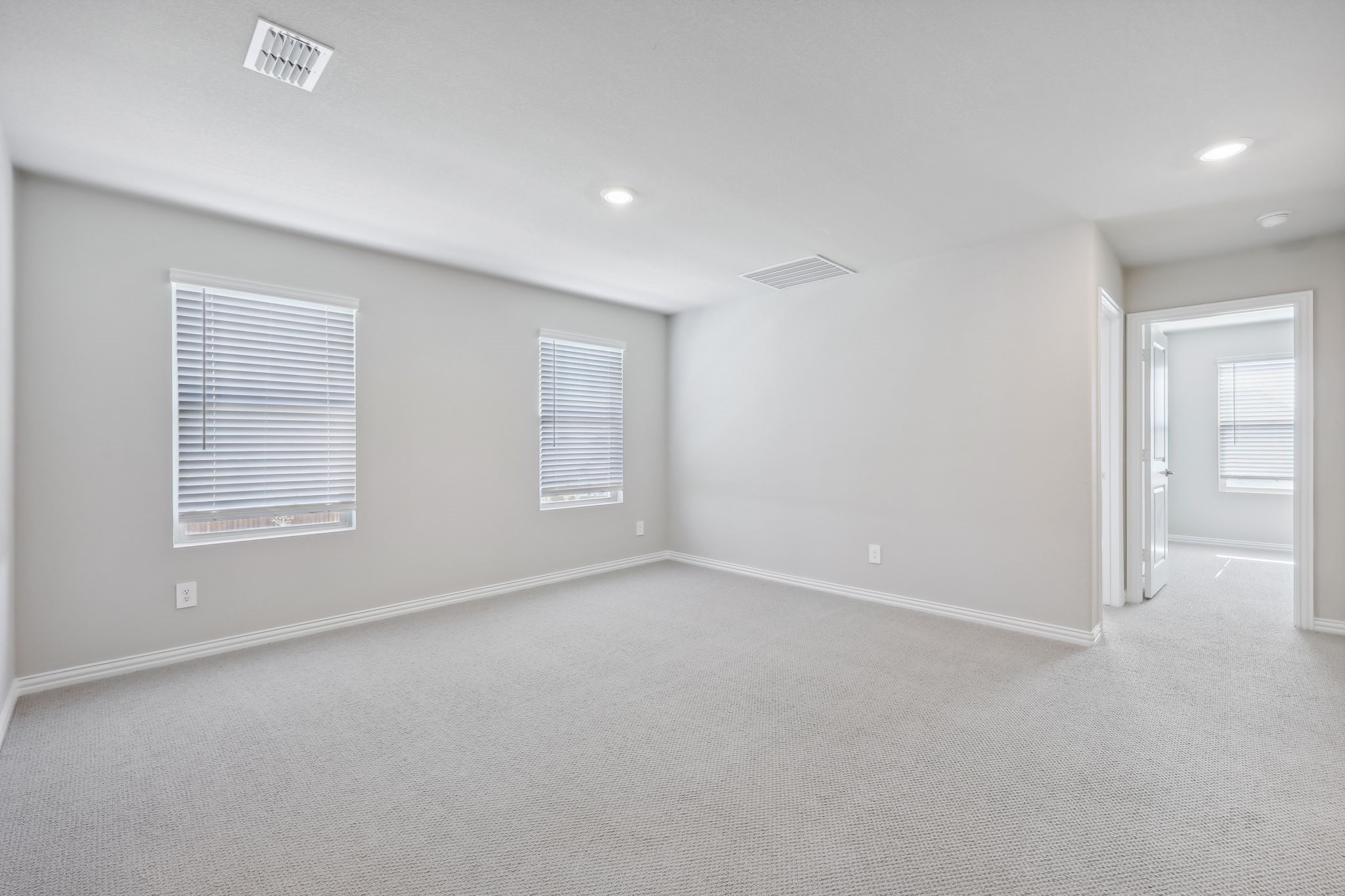 2720 Wellington Lane