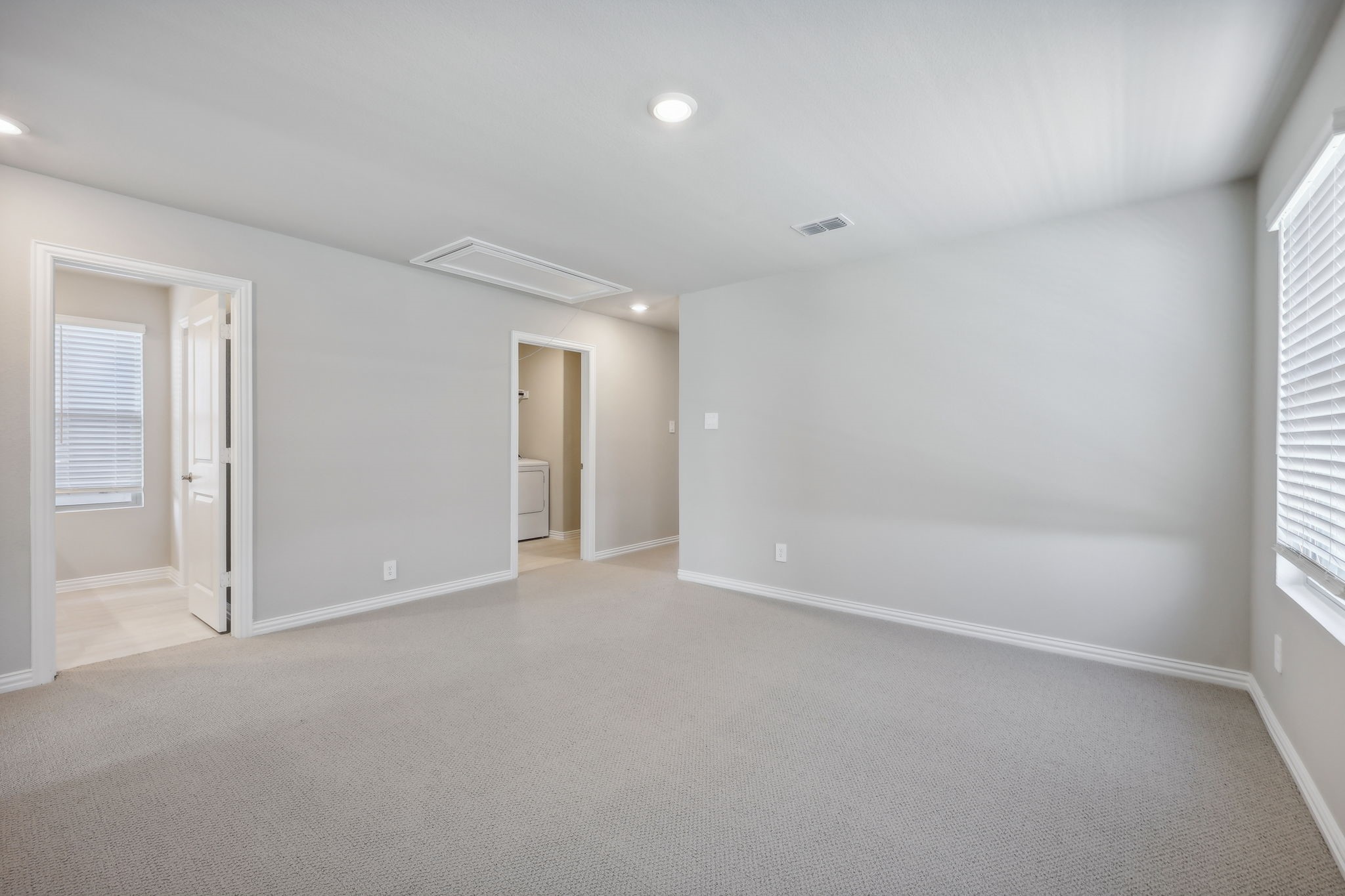 2720 Wellington Lane
