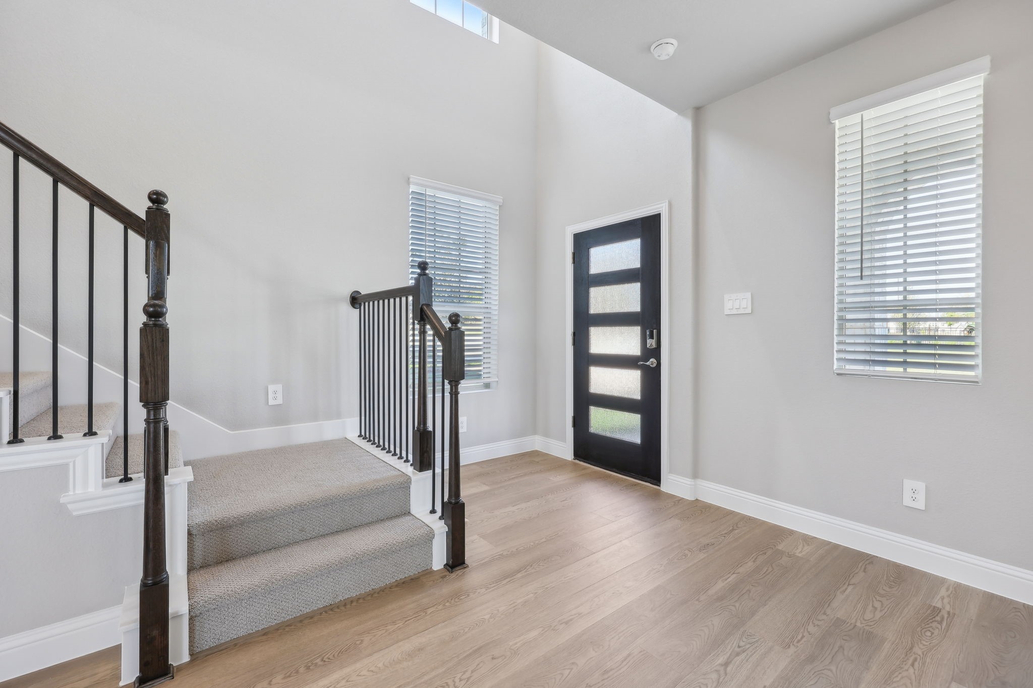2720 Wellington Lane