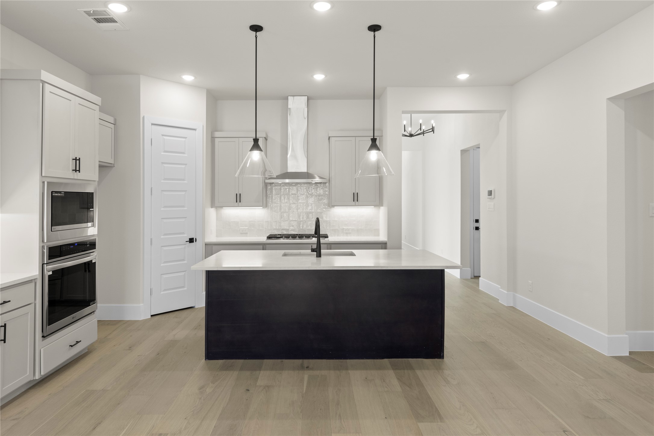 804 Marathon Court NW