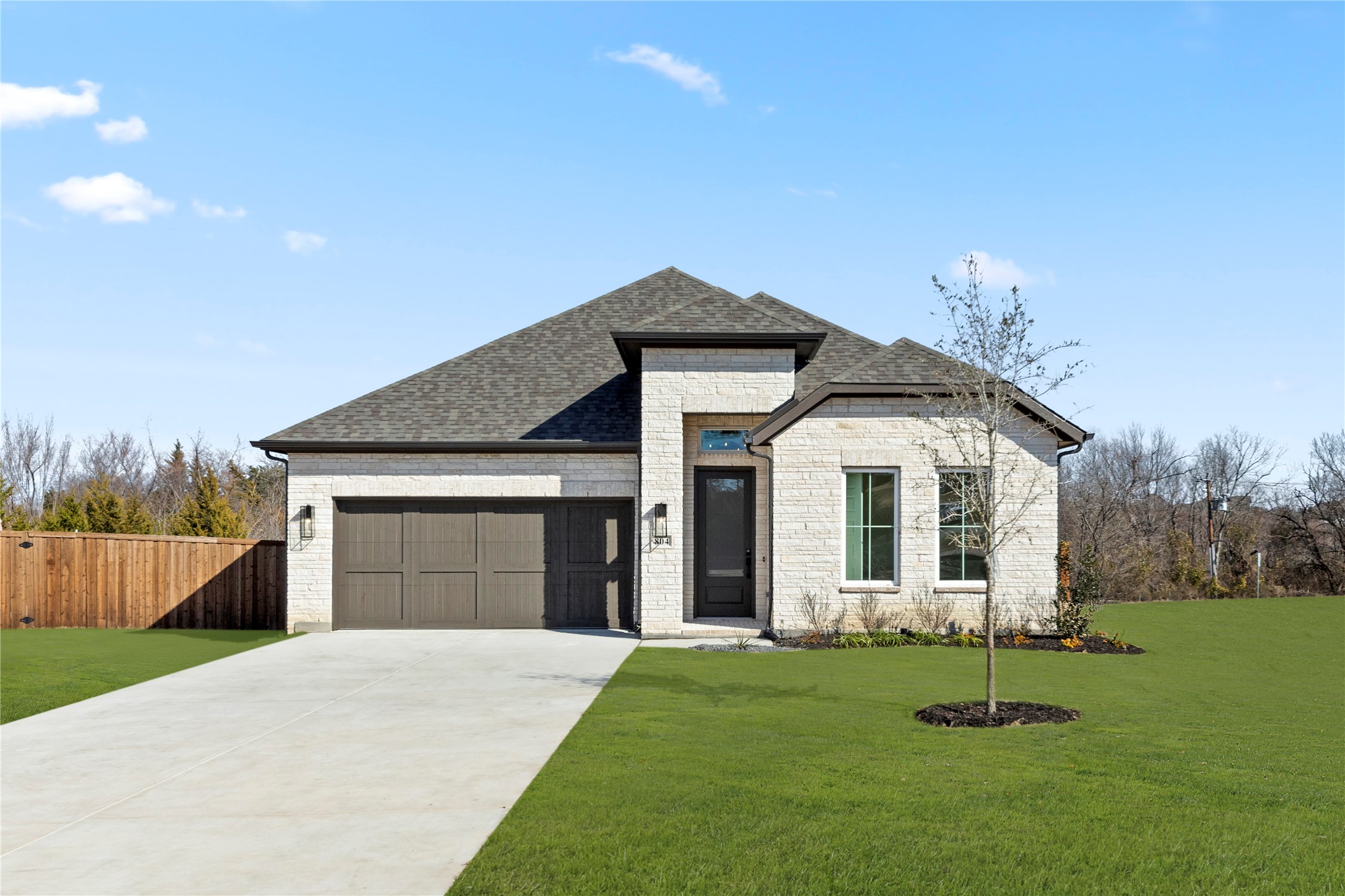 804 Marathon Court NW