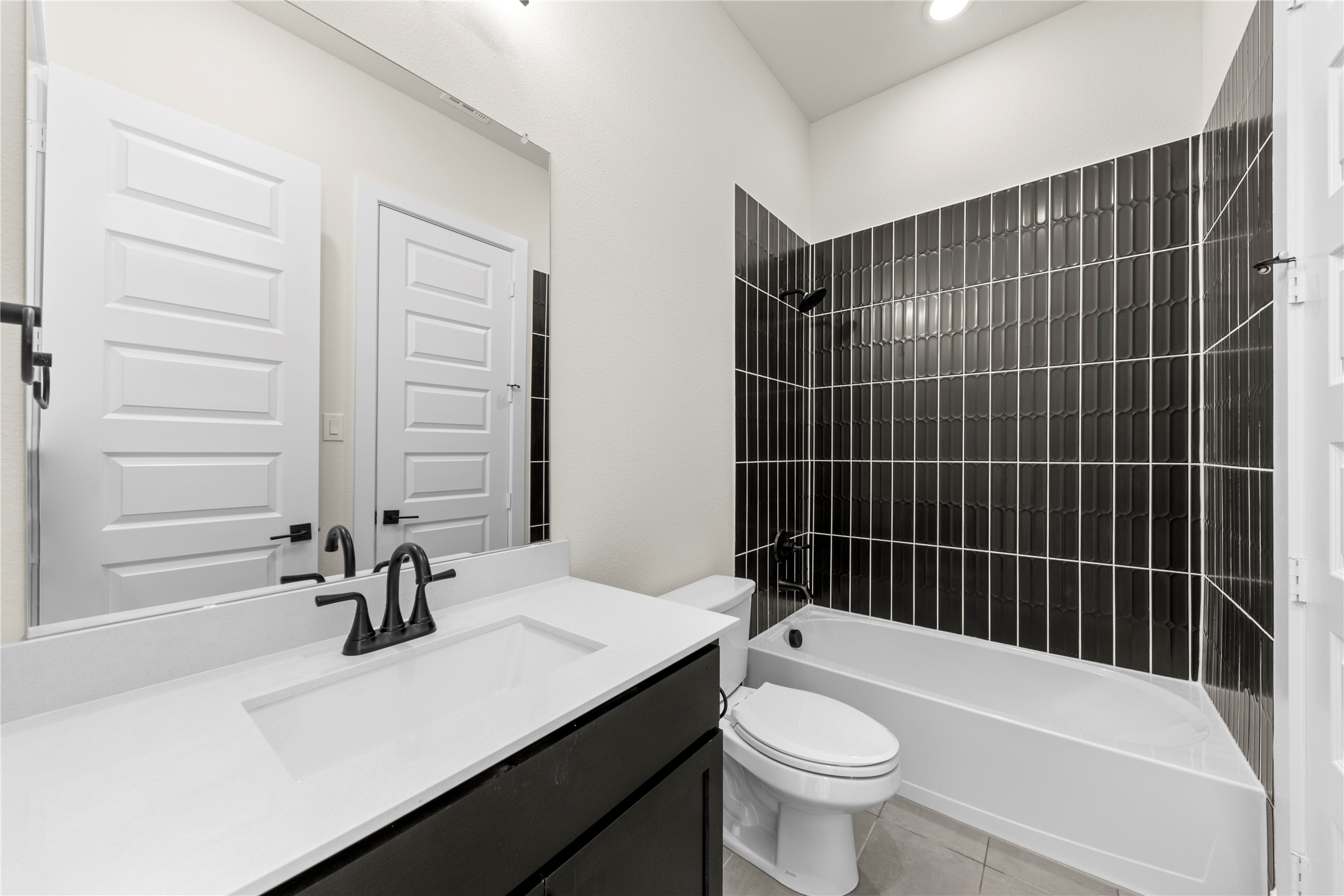 804 Marathon Court NW