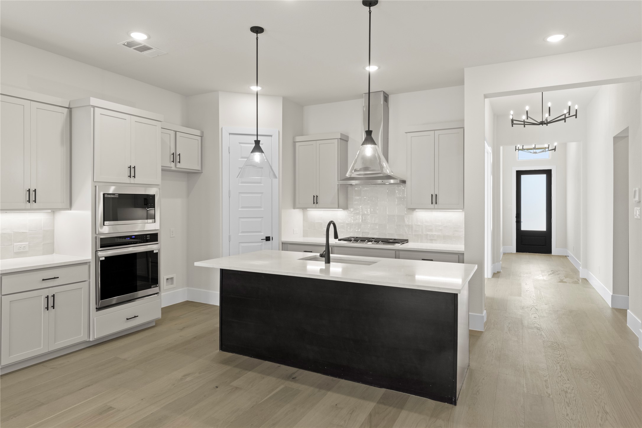 804 Marathon Court NW