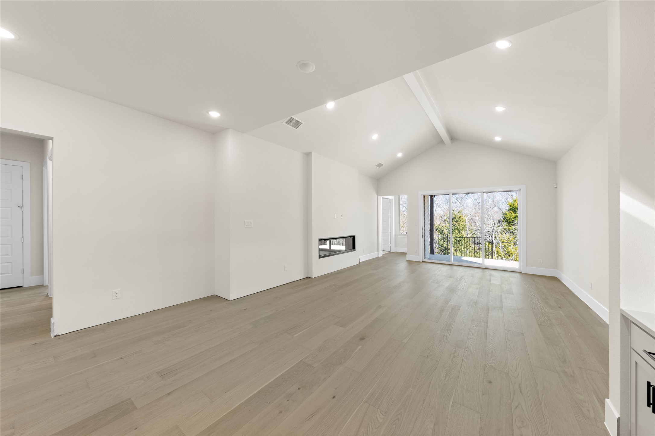 804 Marathon Court NW