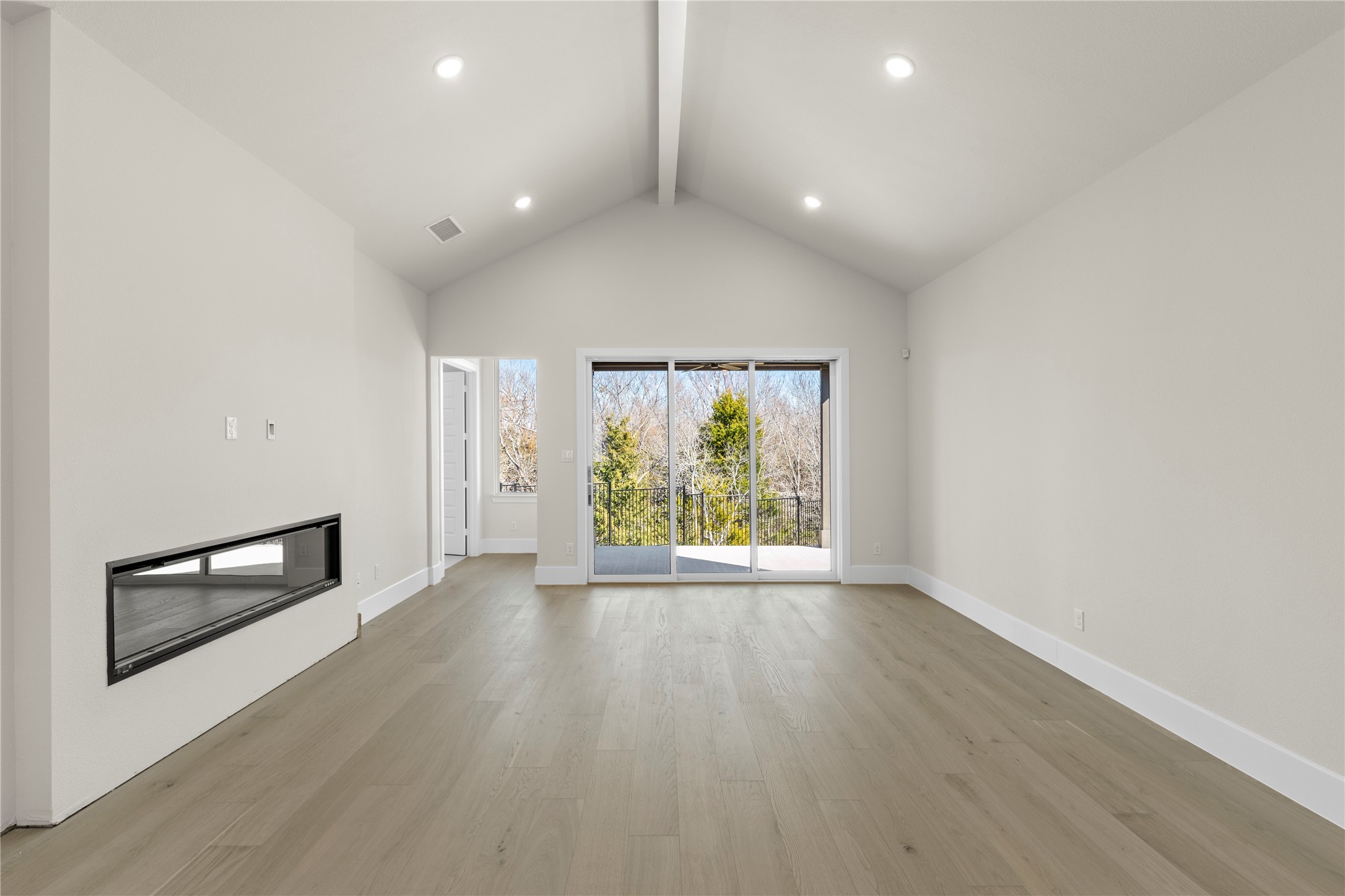 804 Marathon Court NW