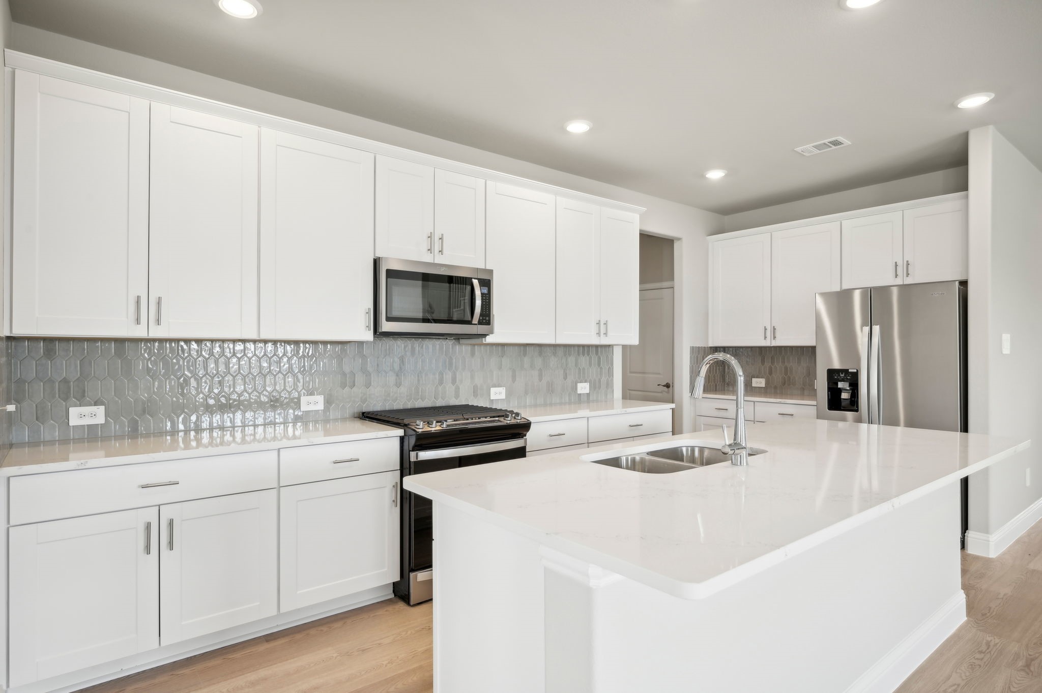 604 Willet Drive