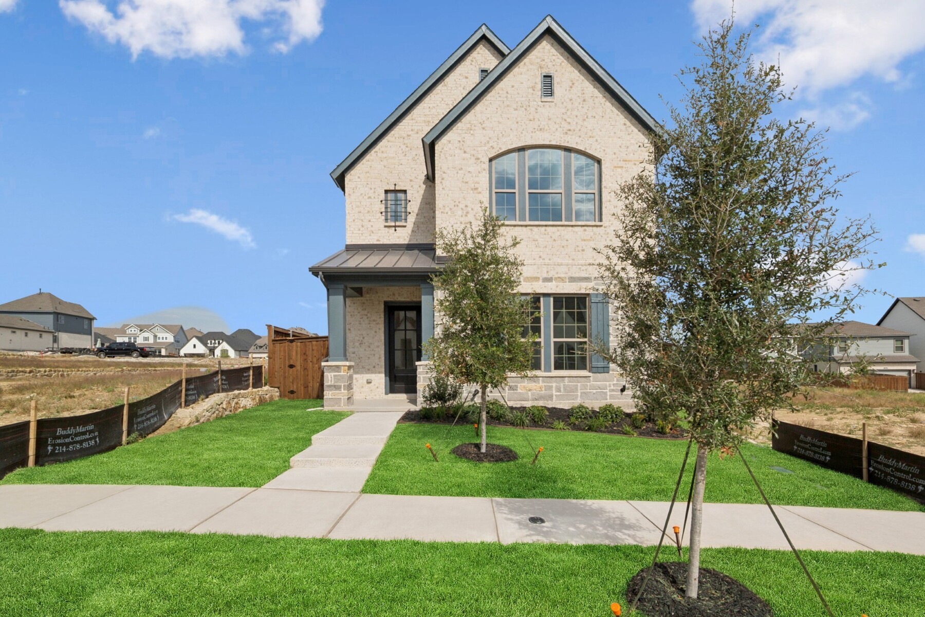 2225 Heather Hills Drive