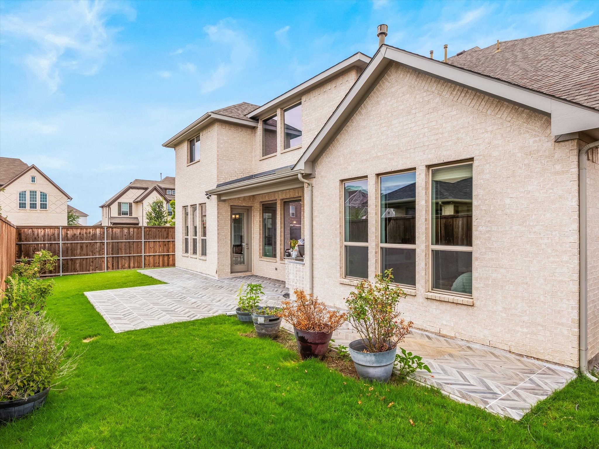 13194 Brokers Tip Lane