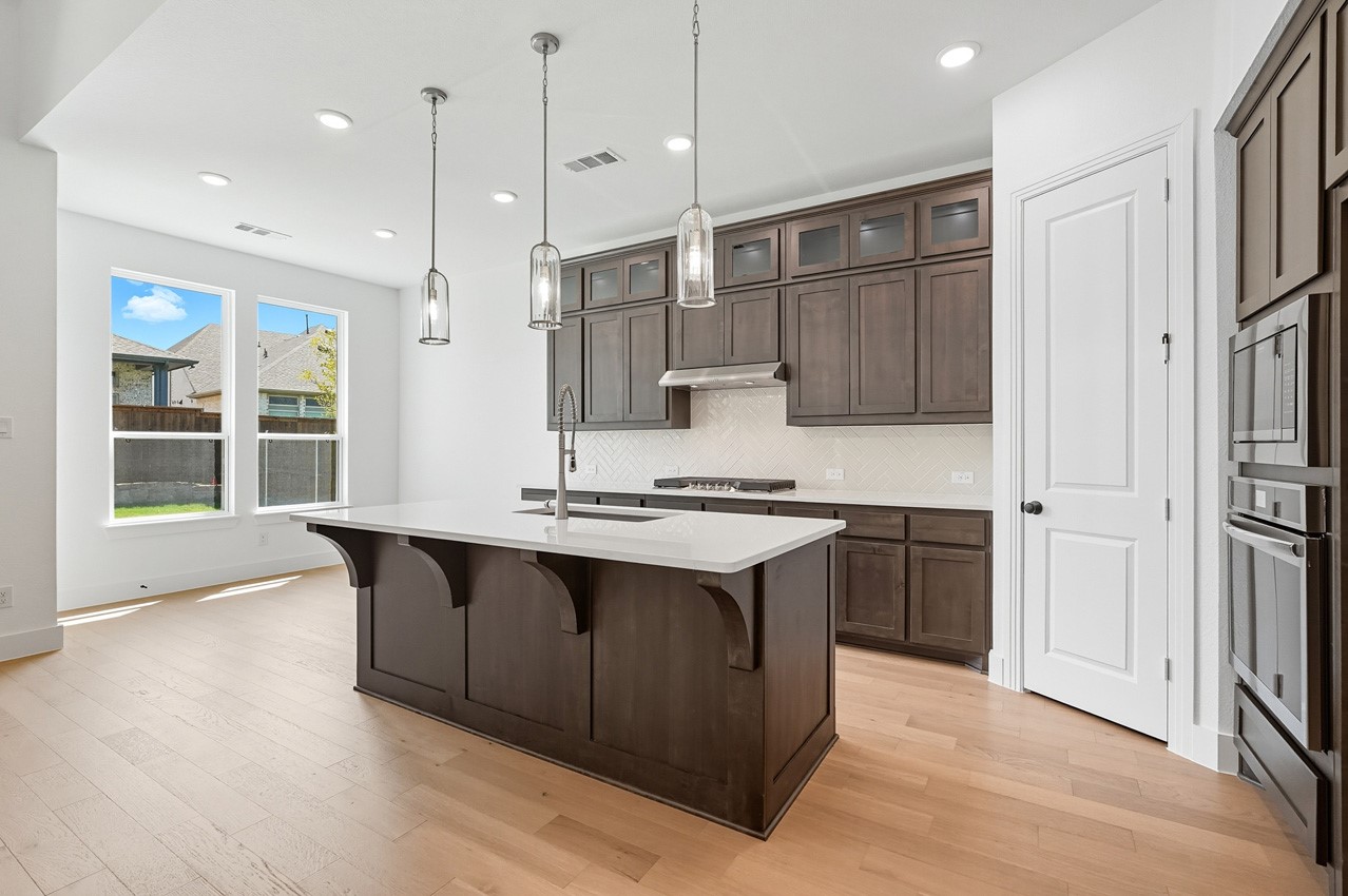 2409 Plumeria Lane