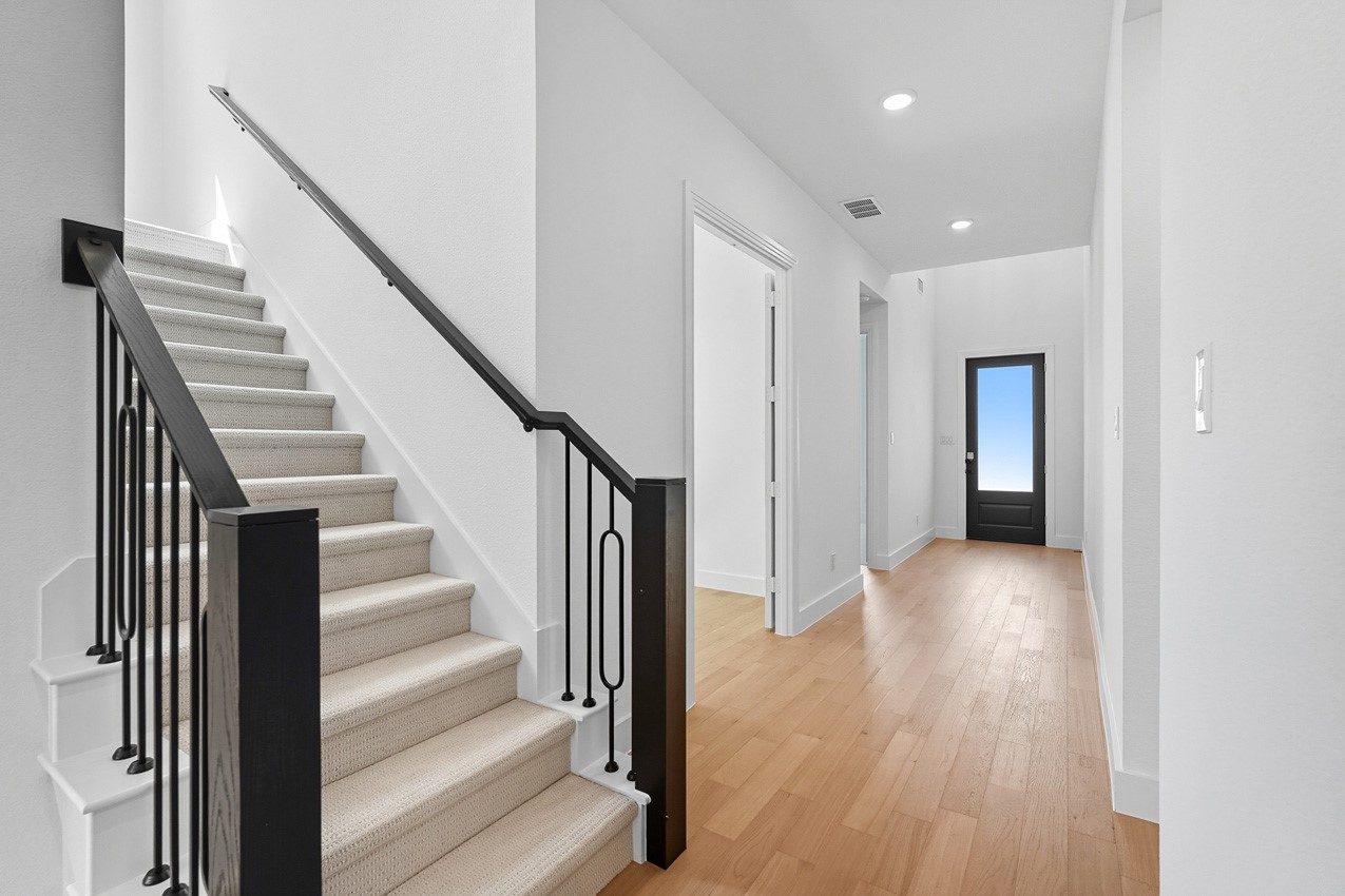 2409 Plumeria Lane