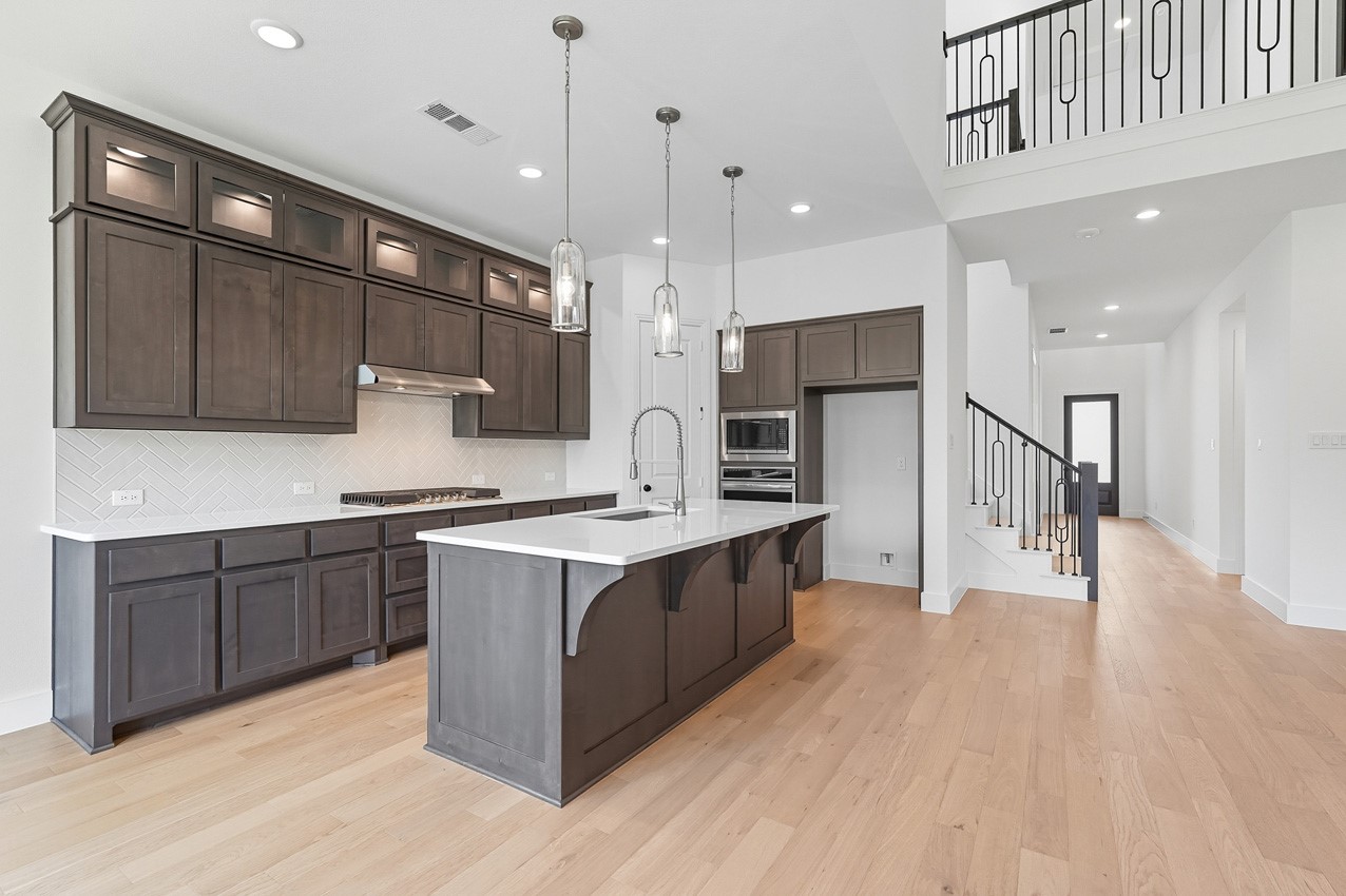 2409 Plumeria Lane