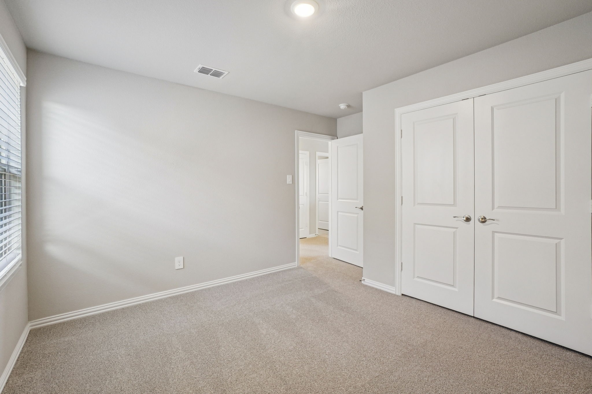519 Clover Creek Drive