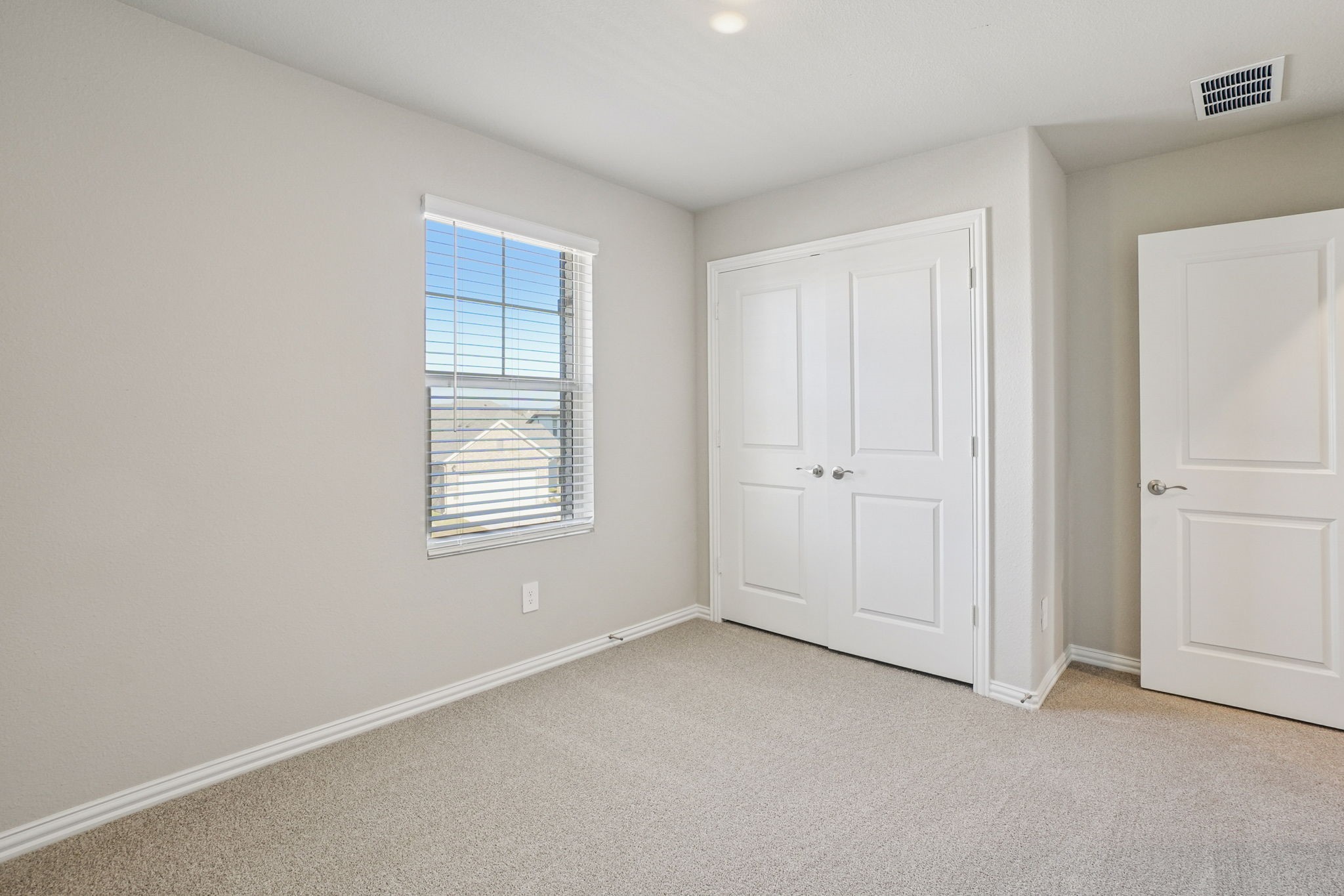 519 Clover Creek Drive
