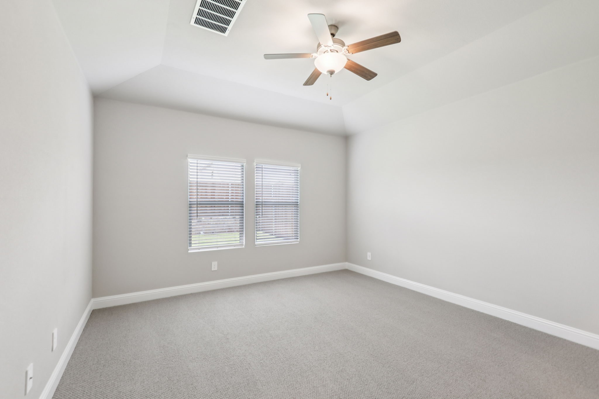 513 Midnight Oak Drive