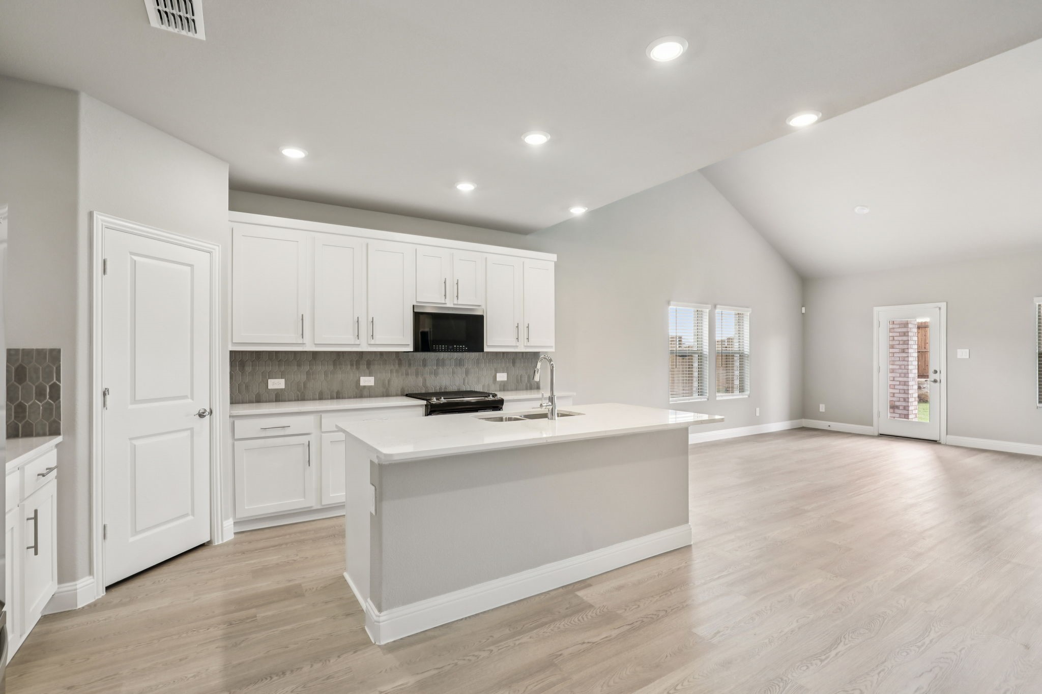 513 Midnight Oak Drive