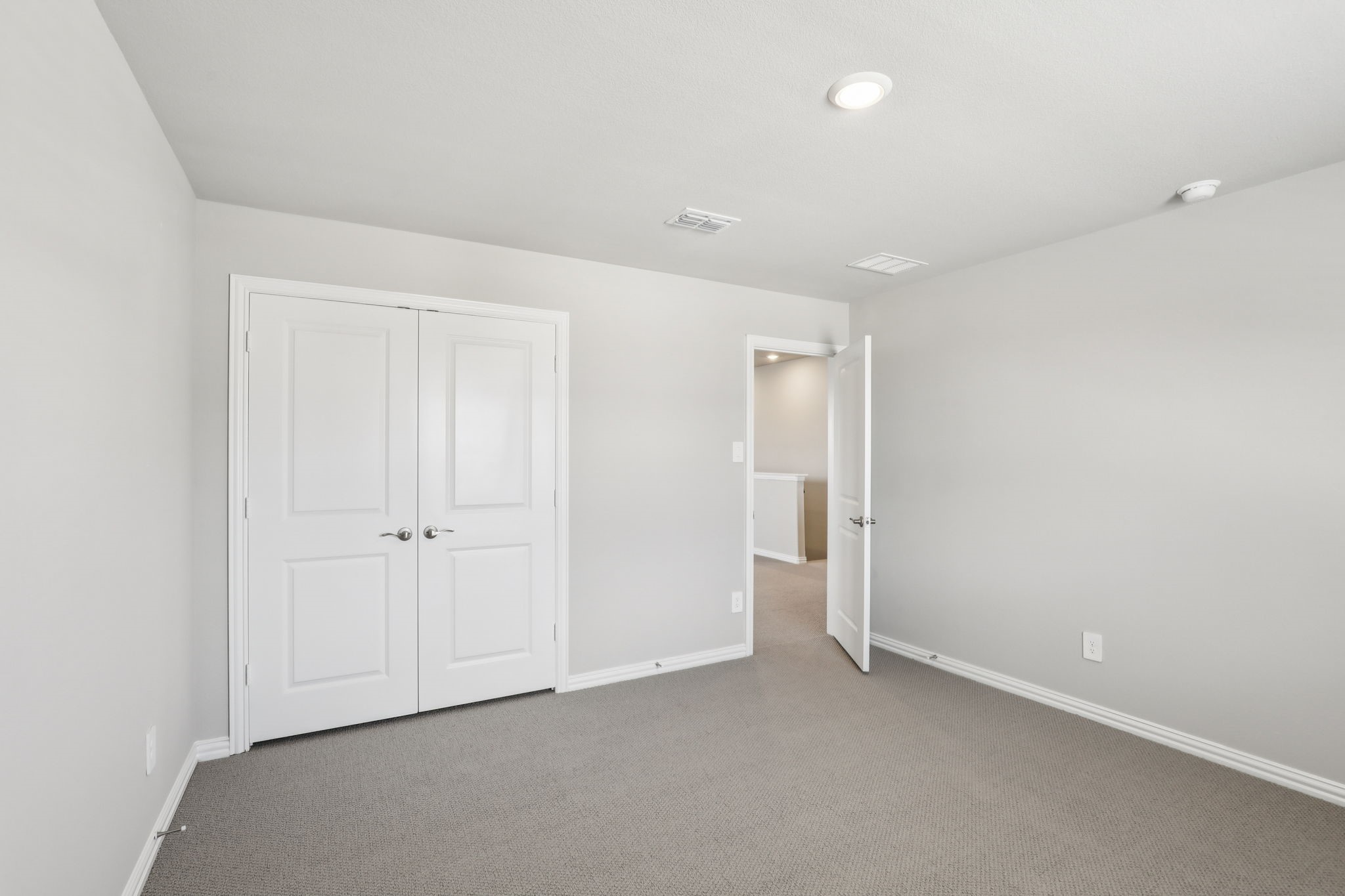 513 Midnight Oak Drive