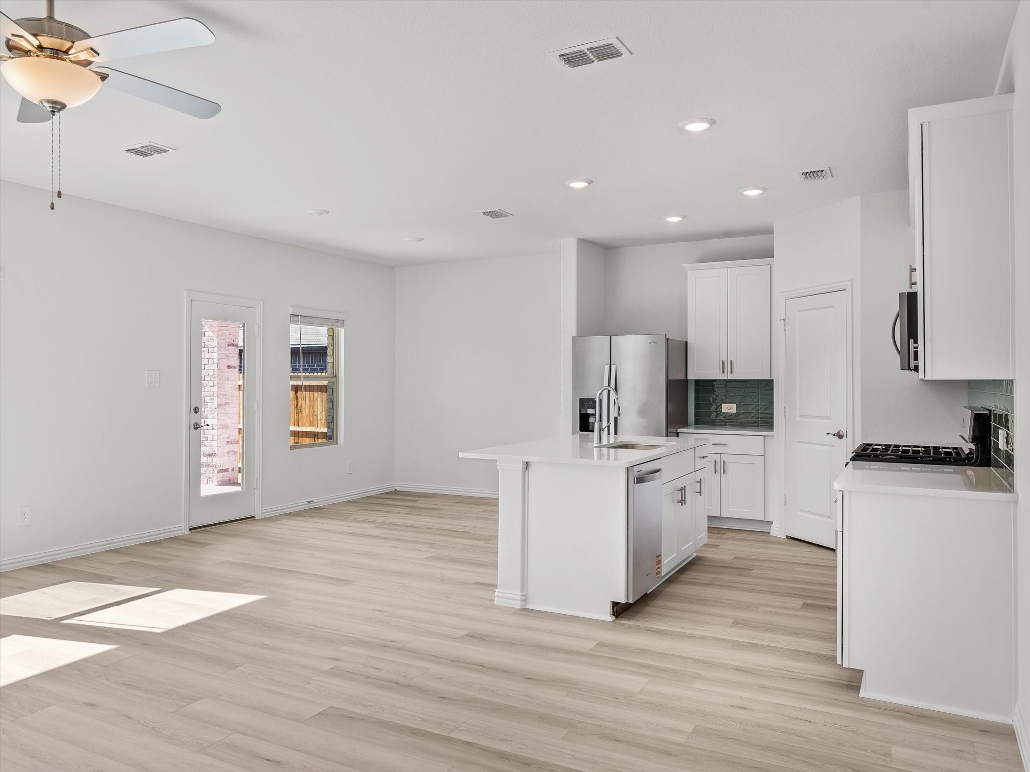 413 Willet Drive