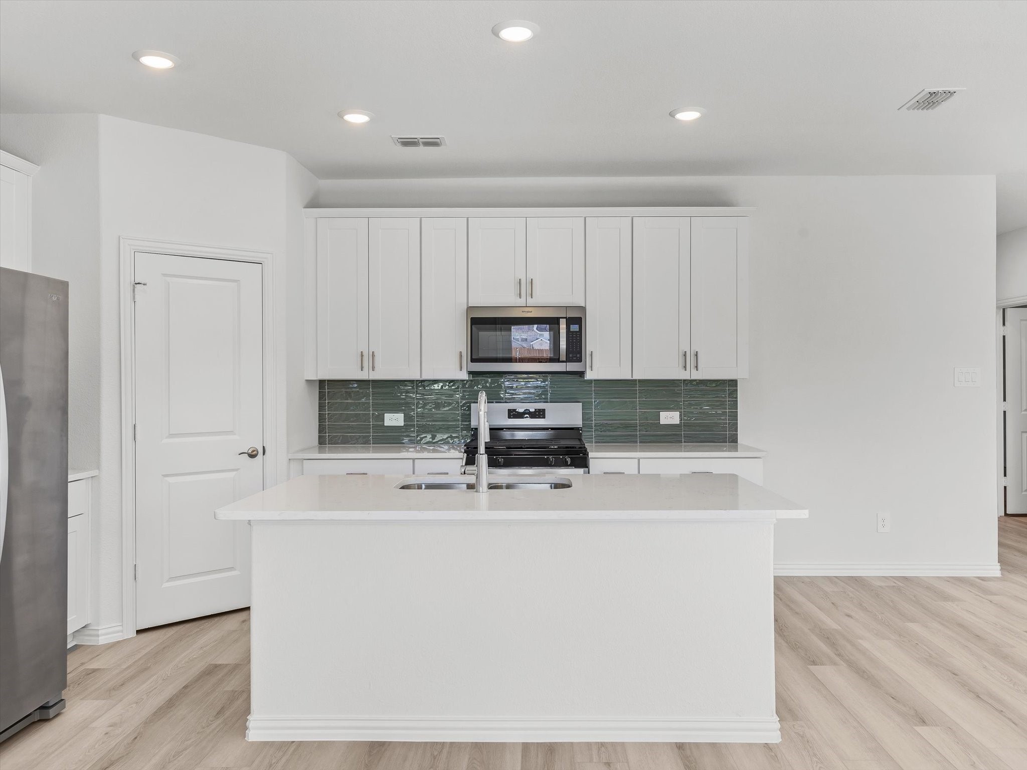 413 Willet Drive