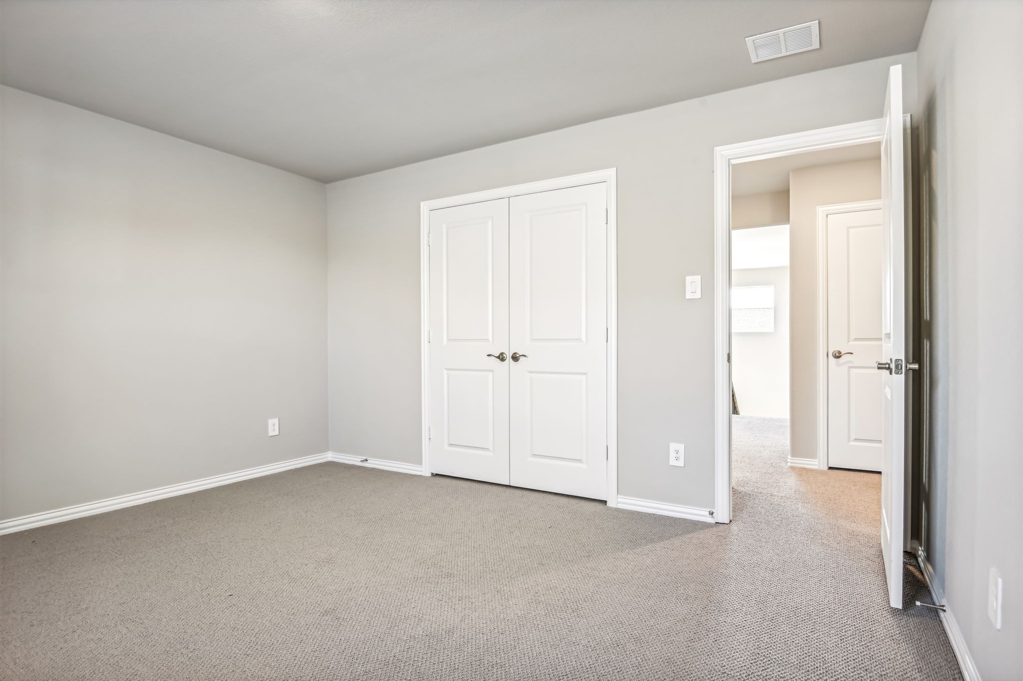 501 Midnight Oak Drive