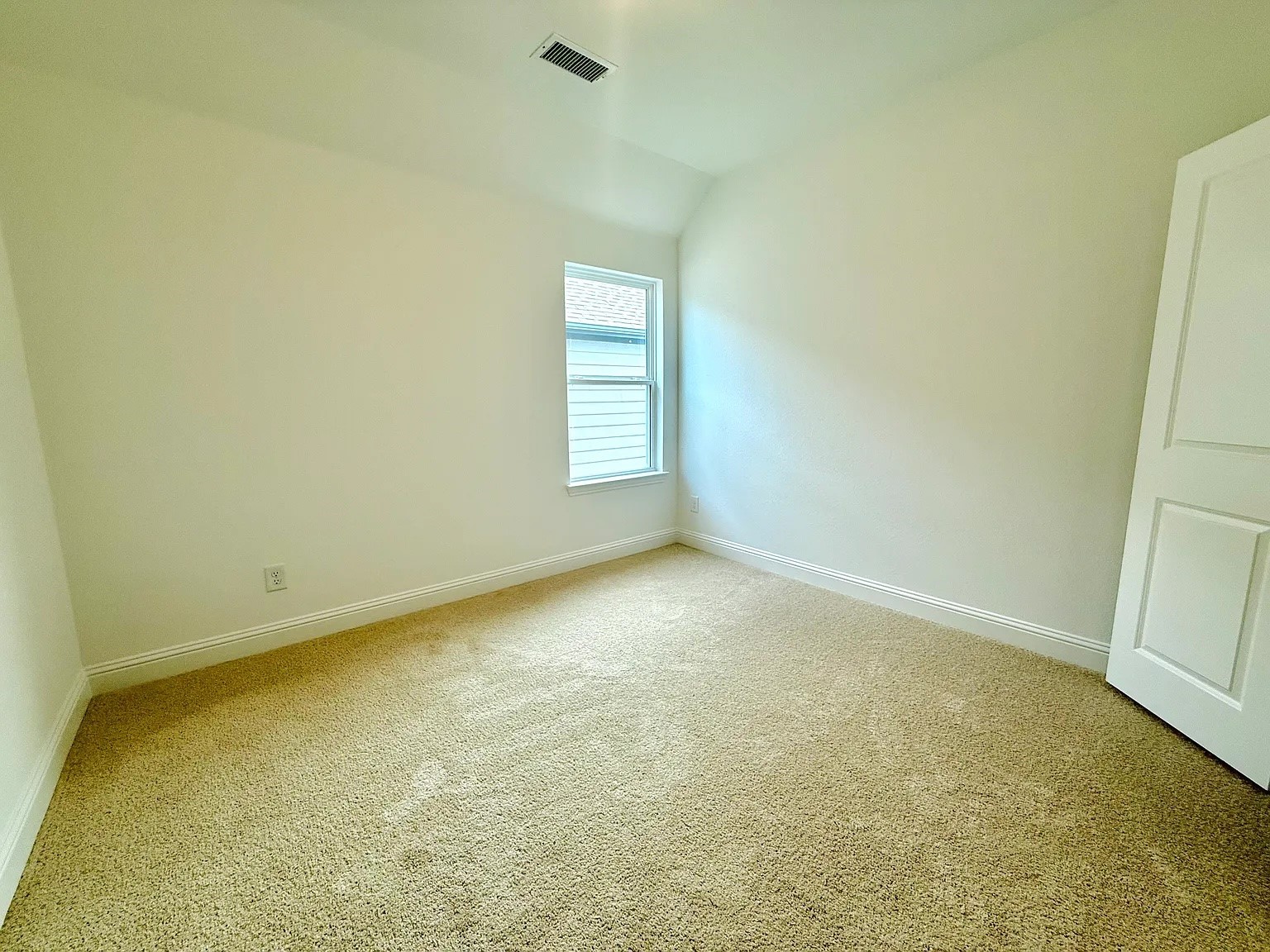 2124 Rhodora Avenue