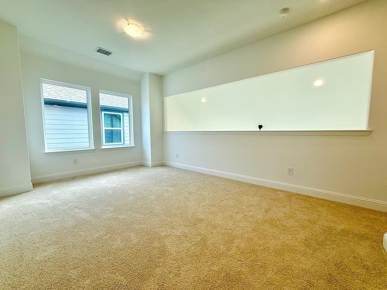 2124 Rhodora Avenue