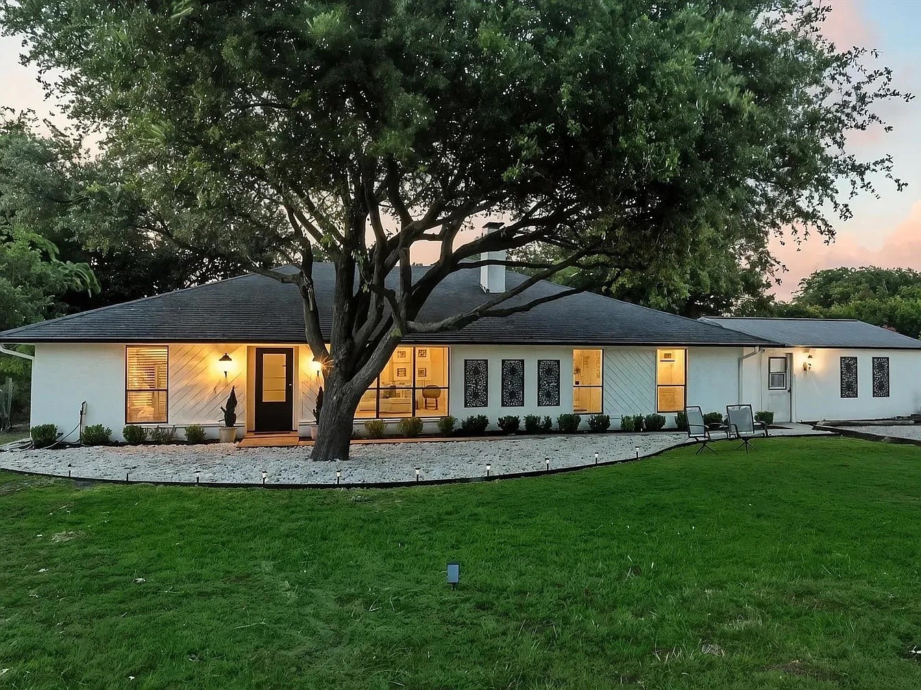 16485 Red Wood Circle W