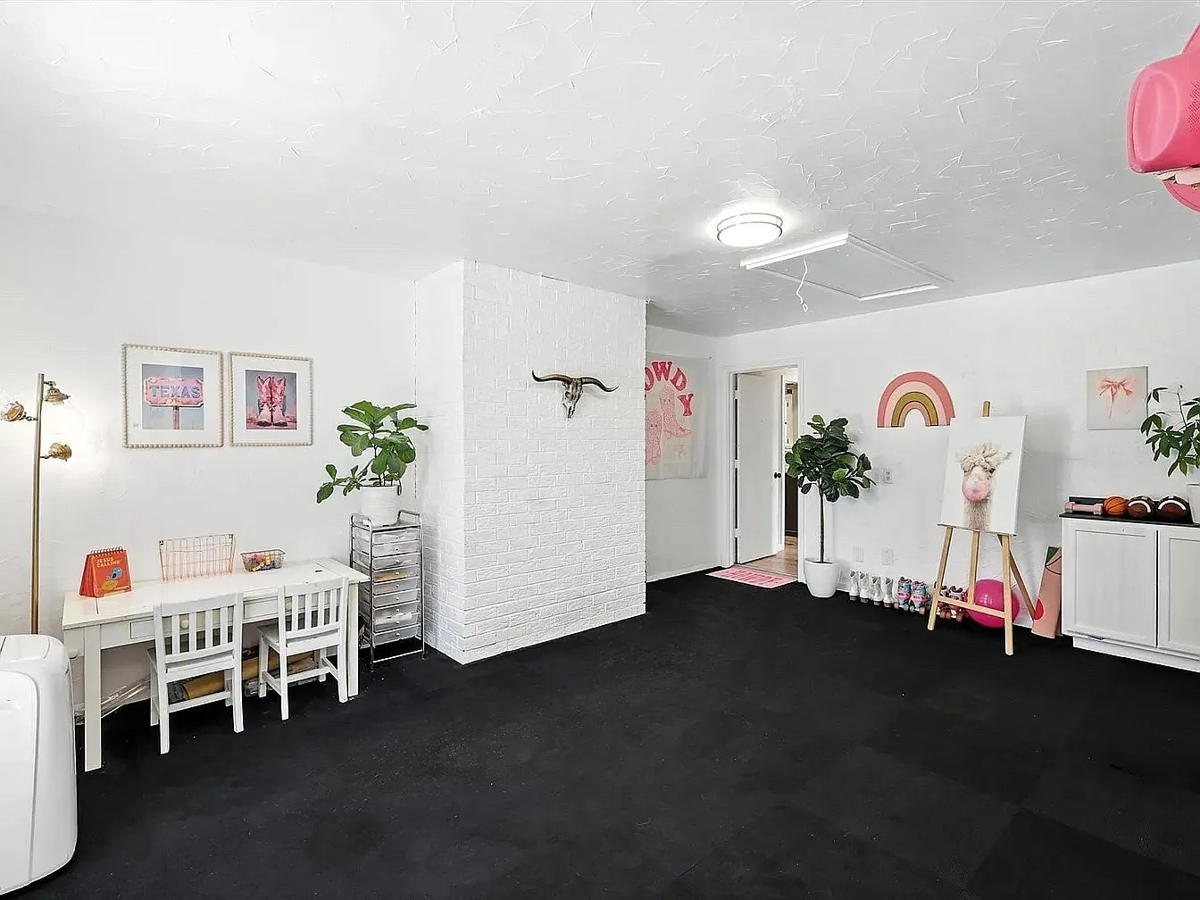 16485 Red Wood Circle W