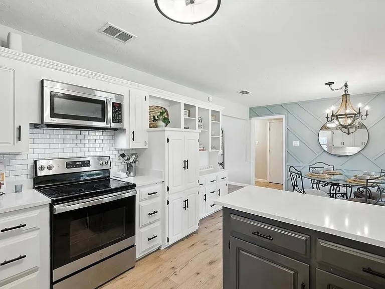 16485 Red Wood Circle W