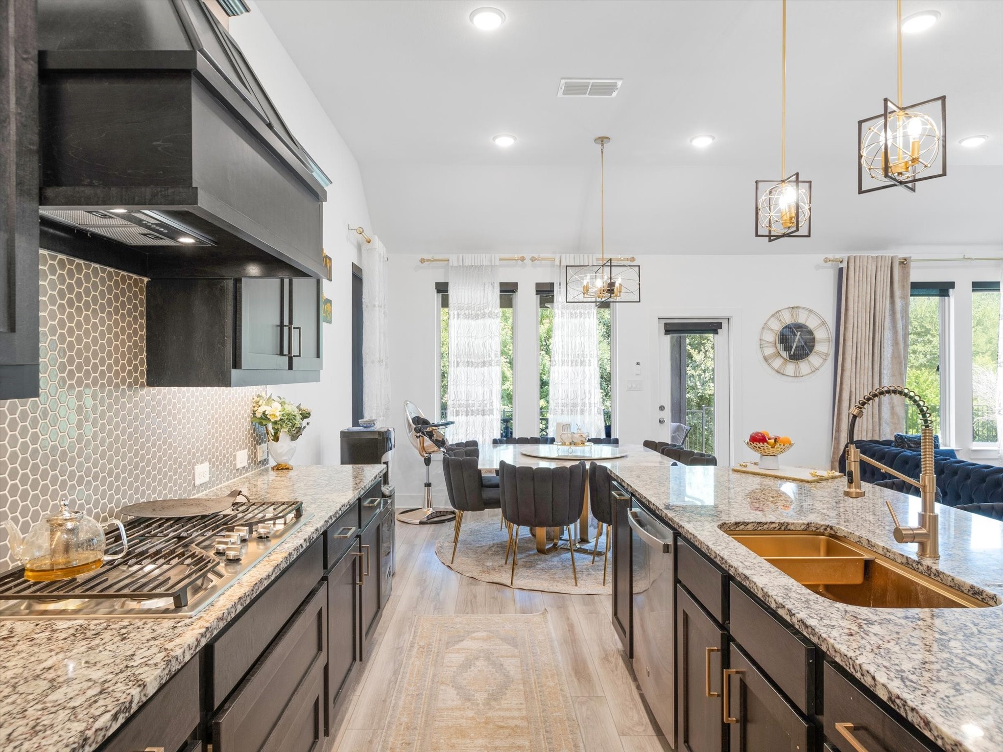 1204 Villalonga Drive