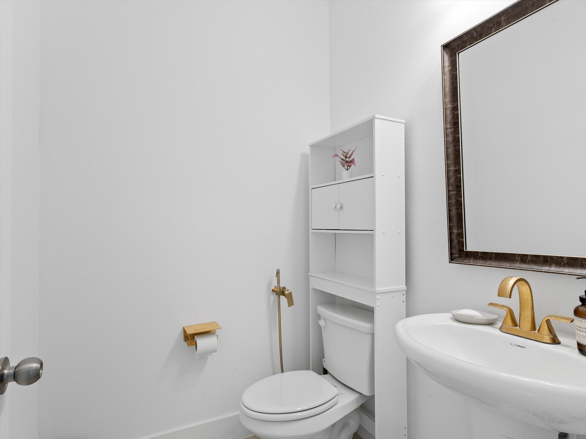 1204 Villalonga Drive