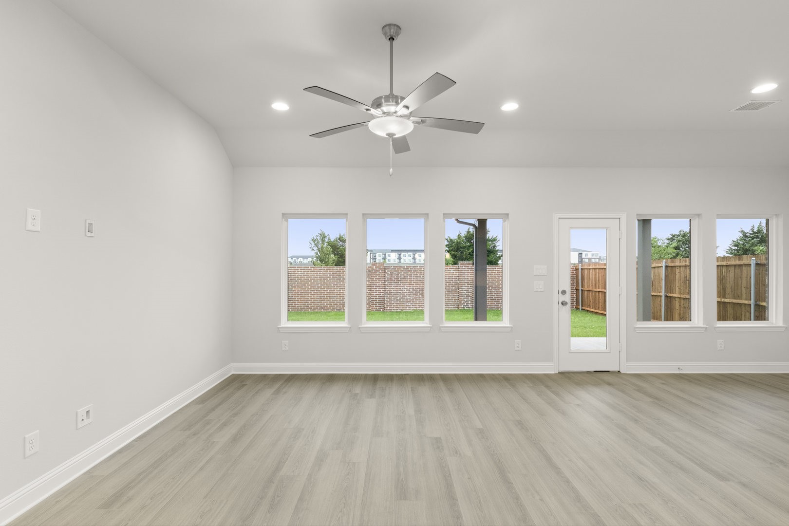 1232 Redcoat Drive