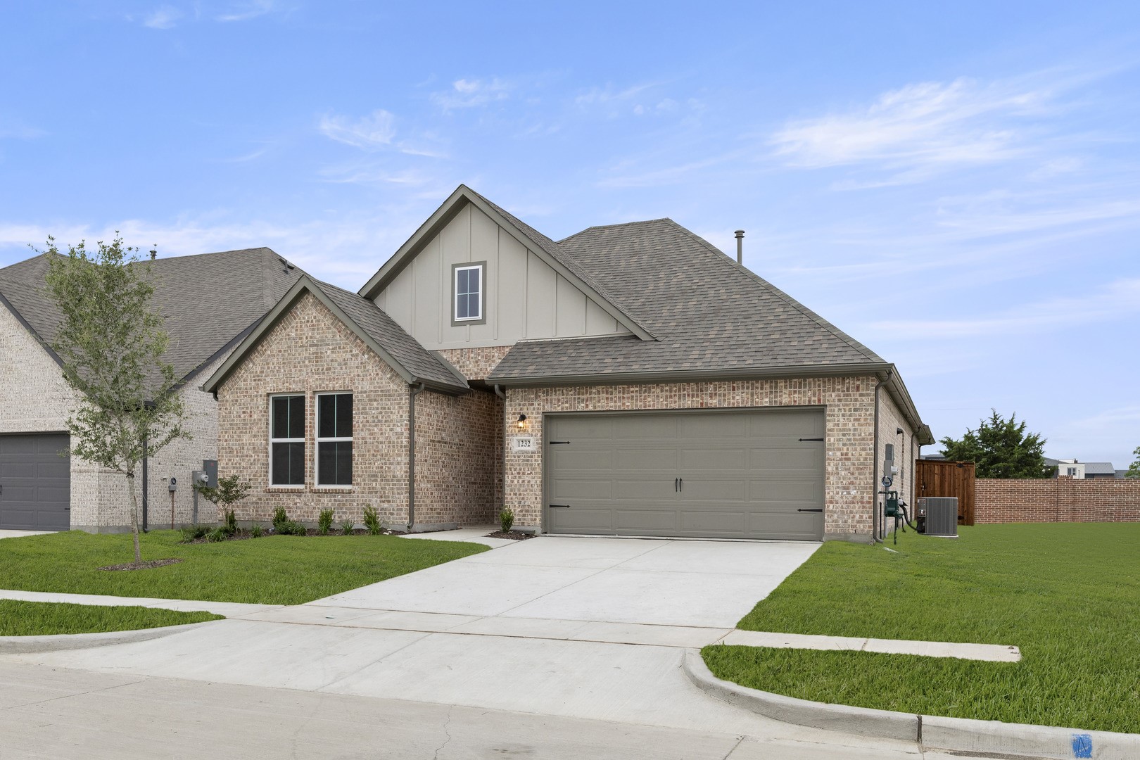 1232 Redcoat Drive