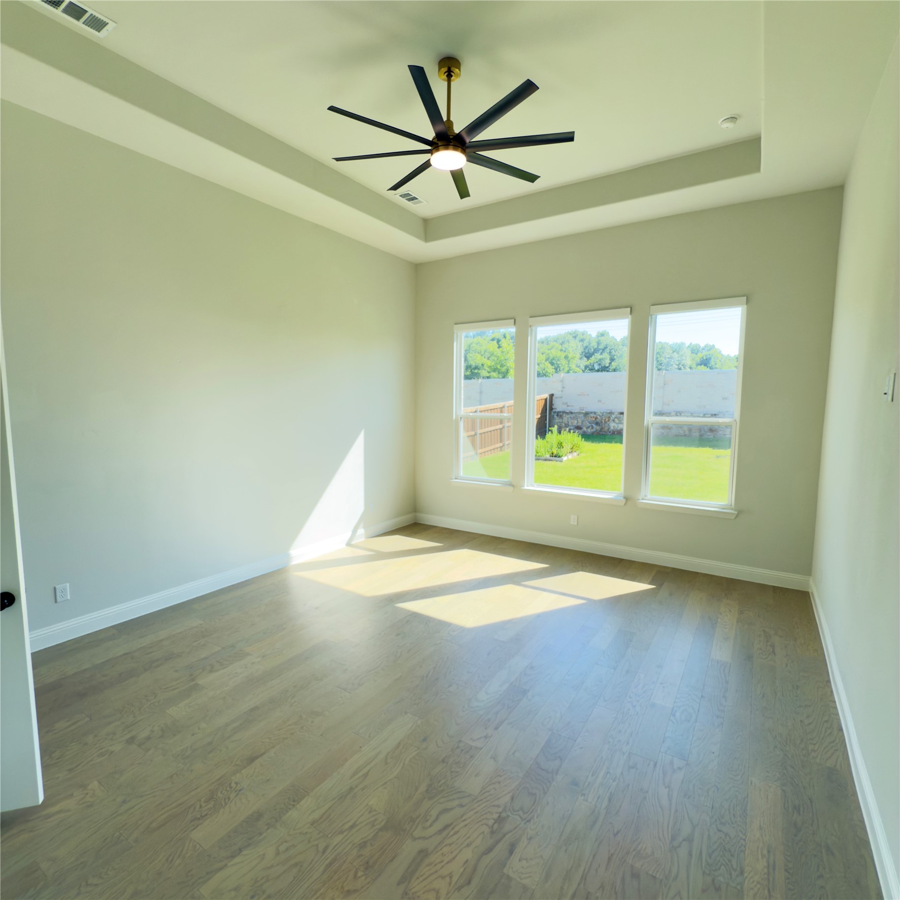 8821 Autumn Lake Trail