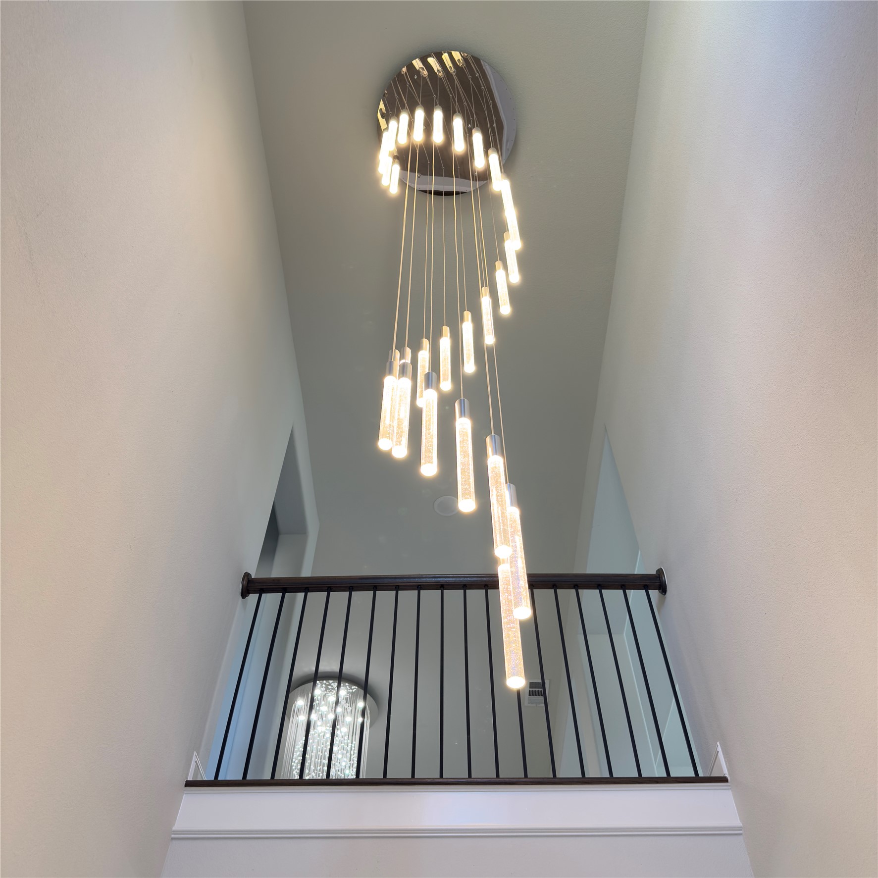 8821 Autumn Lake Trail