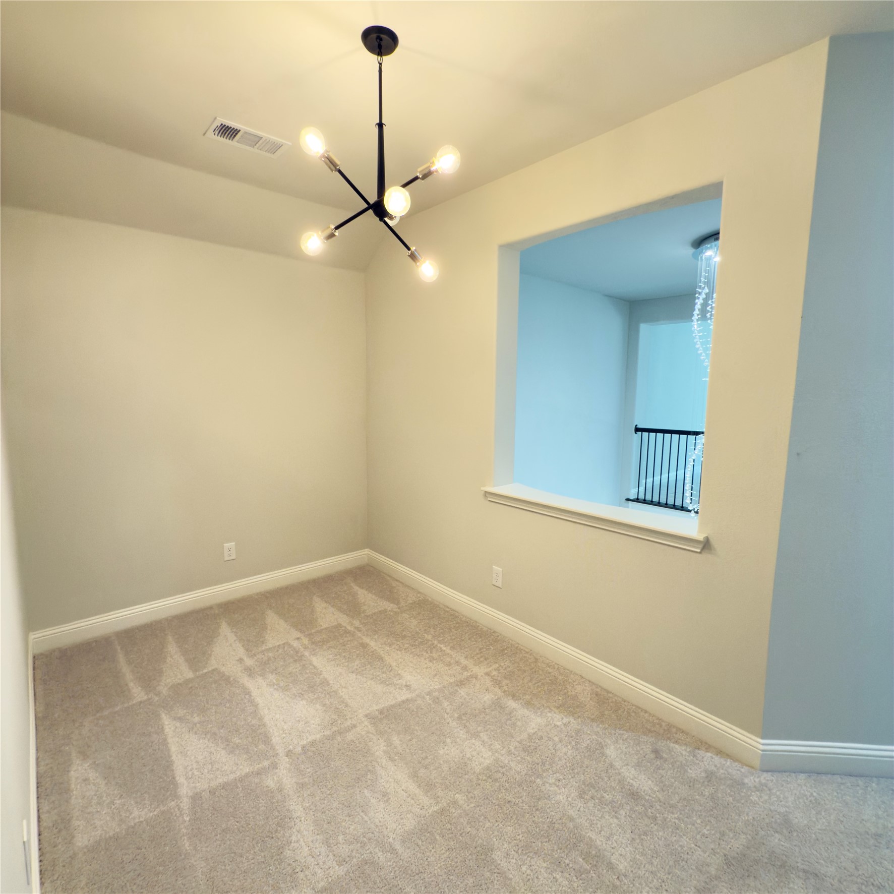 8821 Autumn Lake Trail