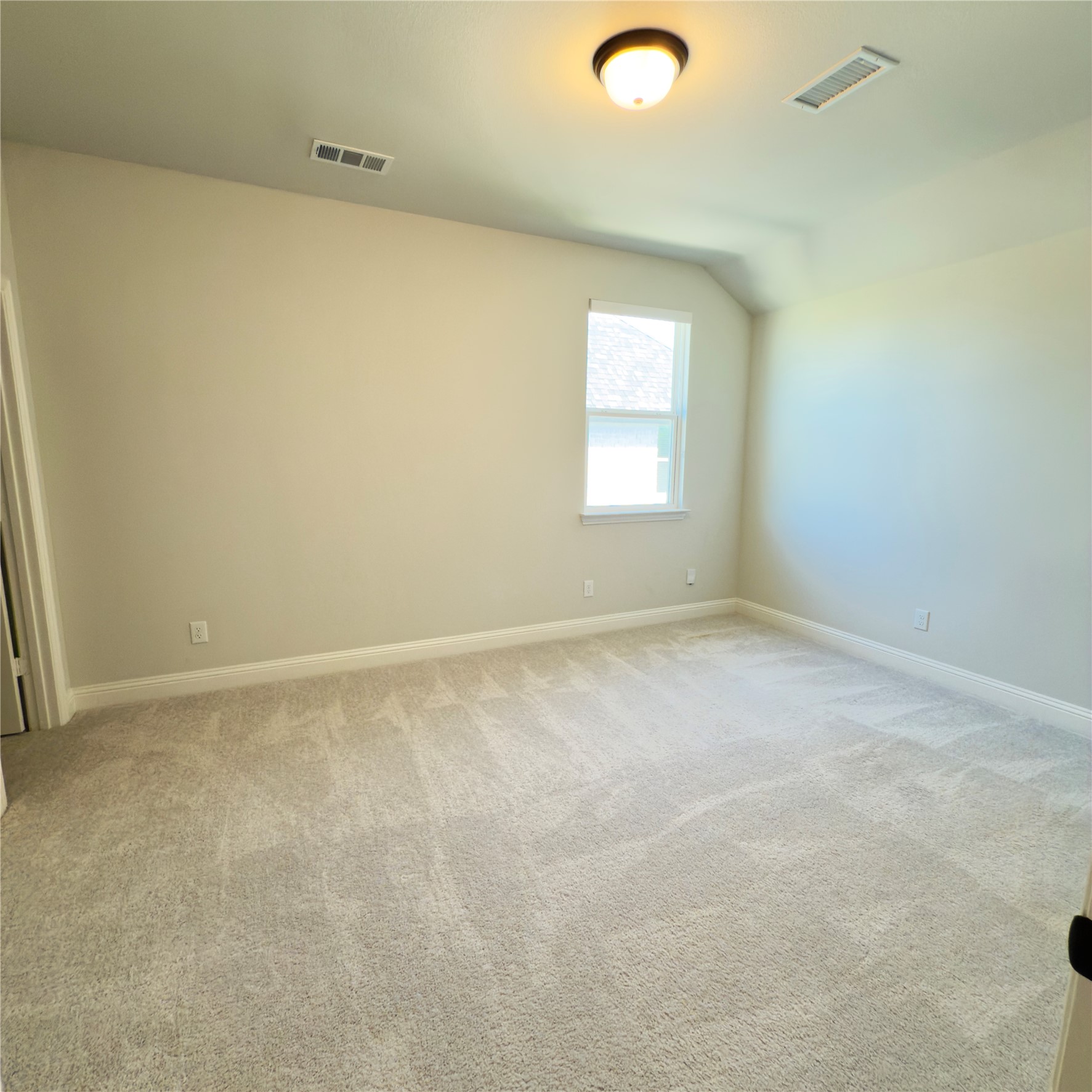 8821 Autumn Lake Trail