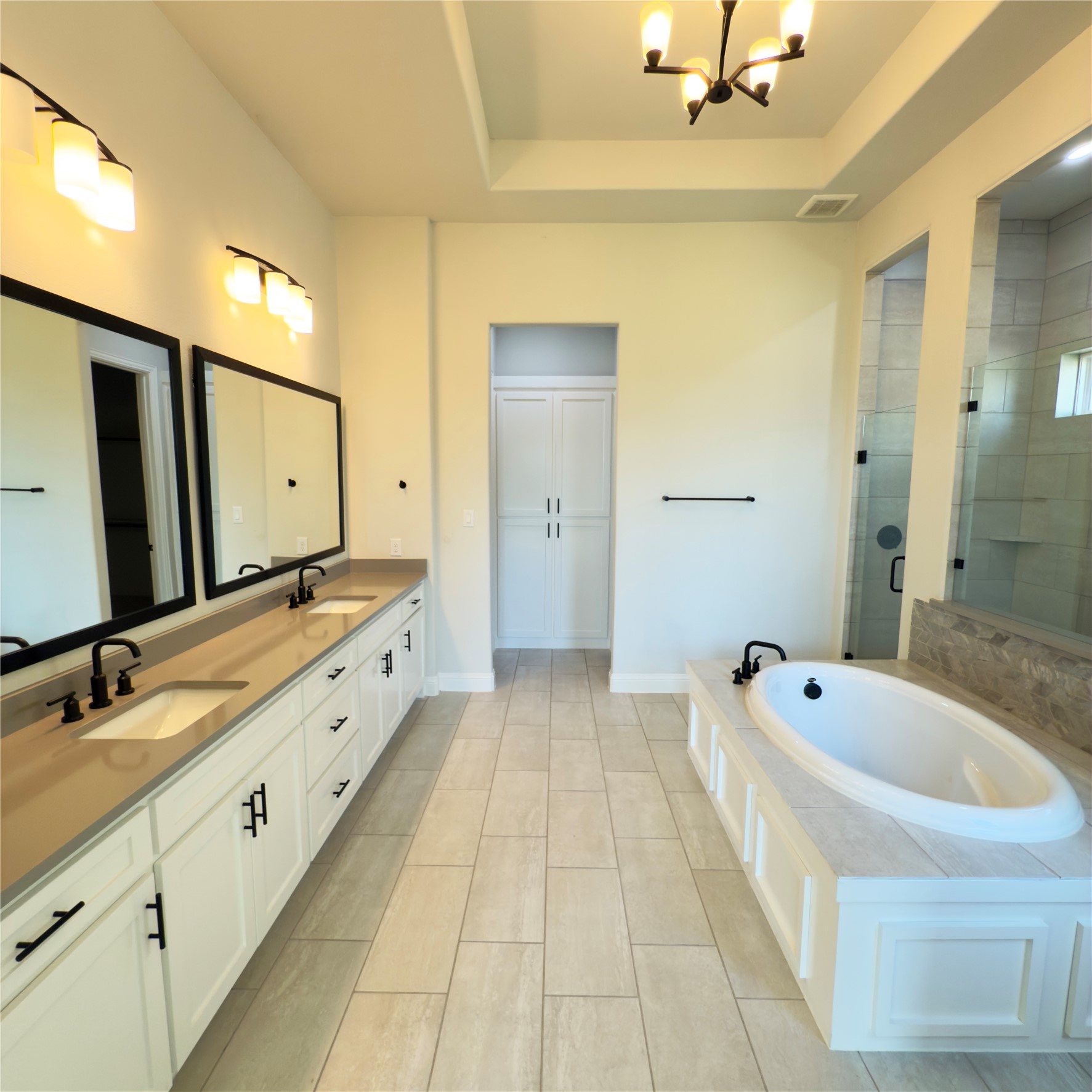 8821 Autumn Lake Trail