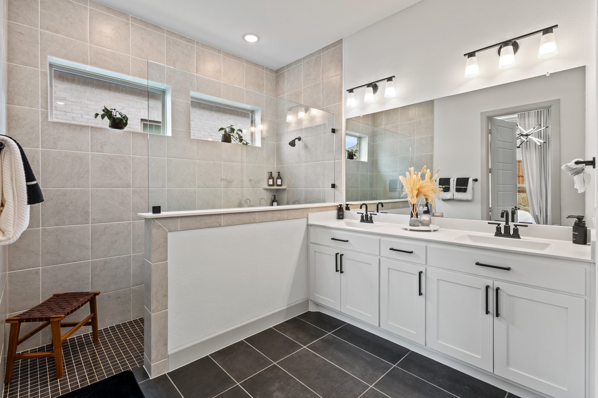 4017 Crepe Myrtle Street