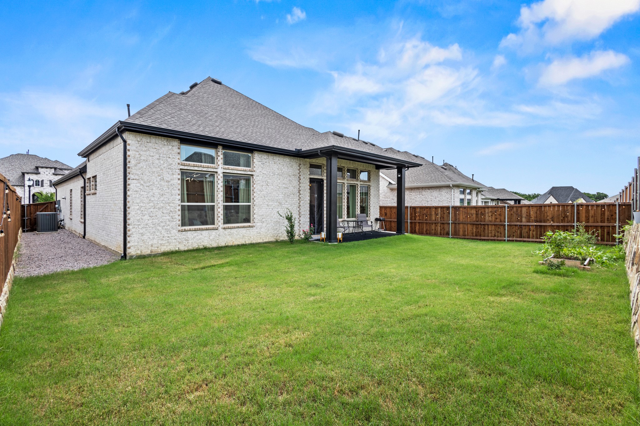 4017 Crepe Myrtle Street