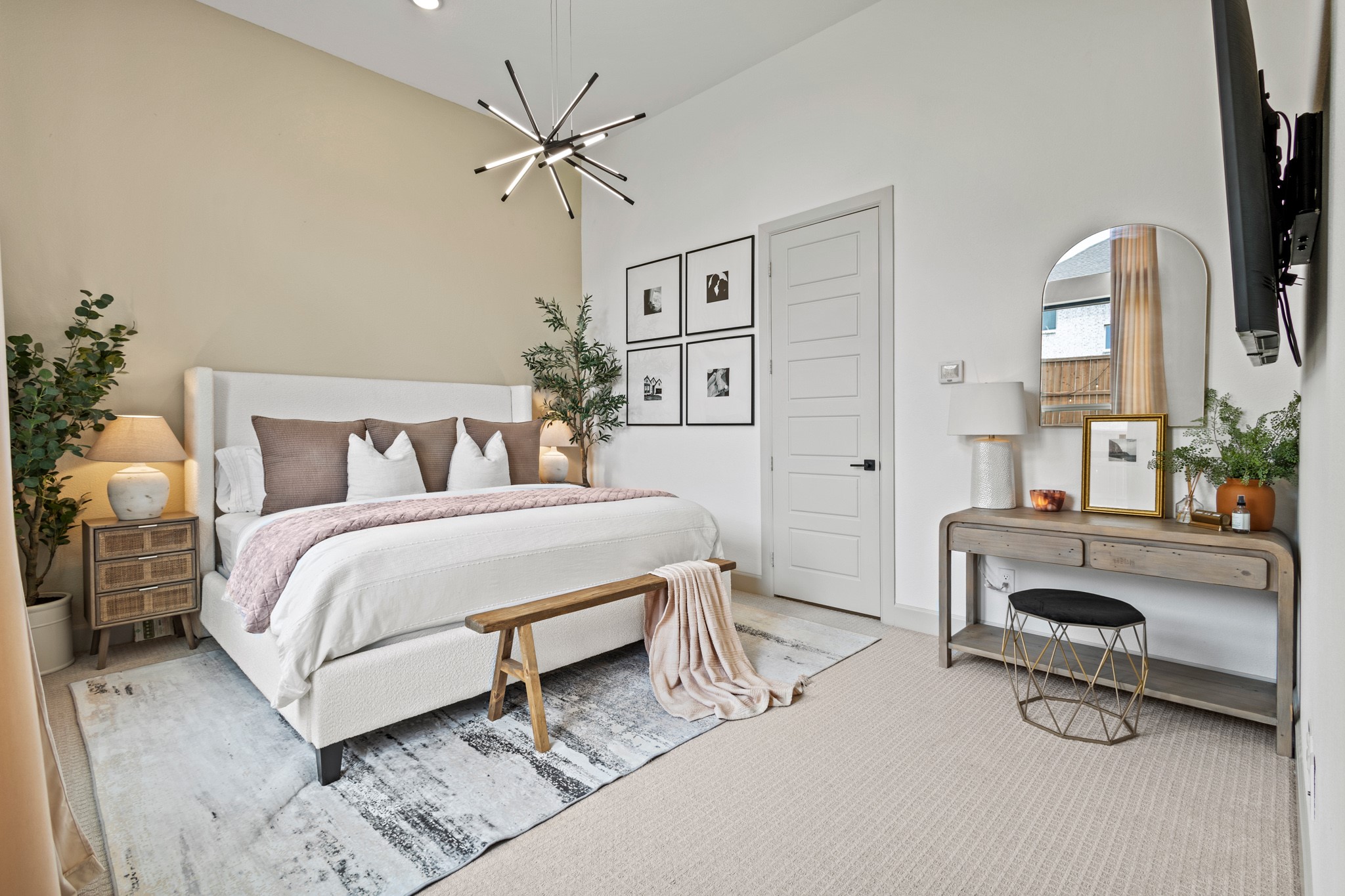 4017 Crepe Myrtle Street