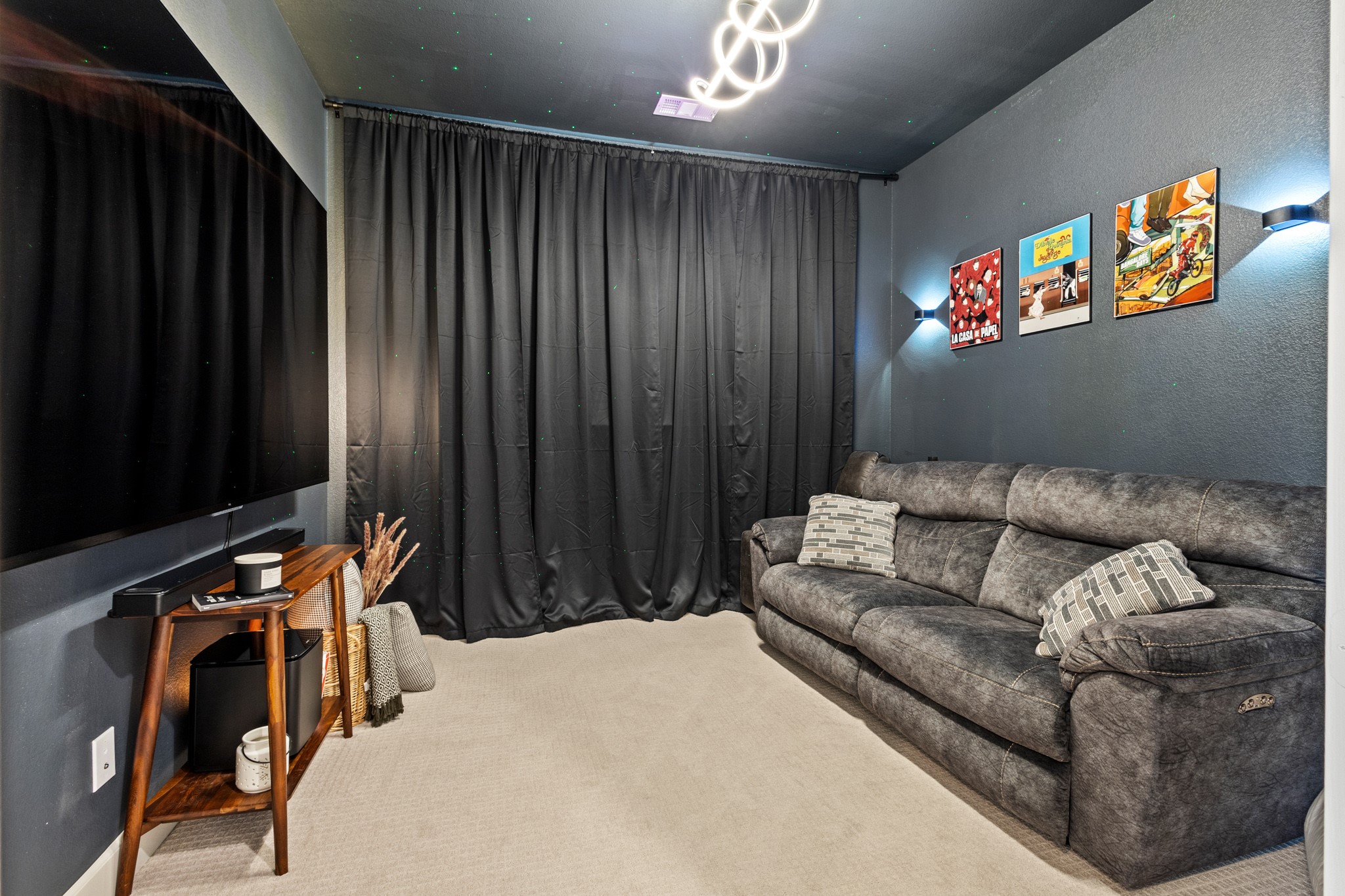 4017 Crepe Myrtle Street