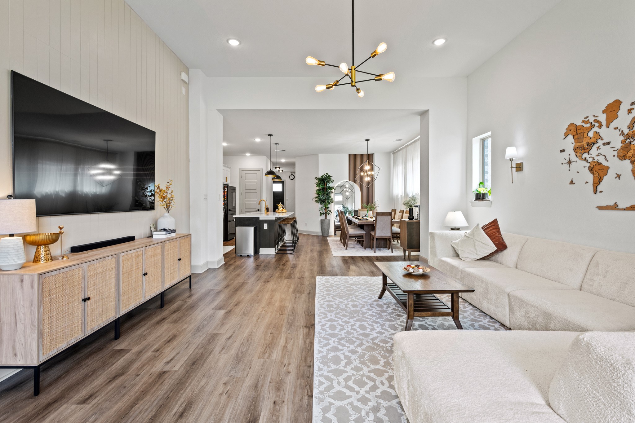 4017 Crepe Myrtle Street