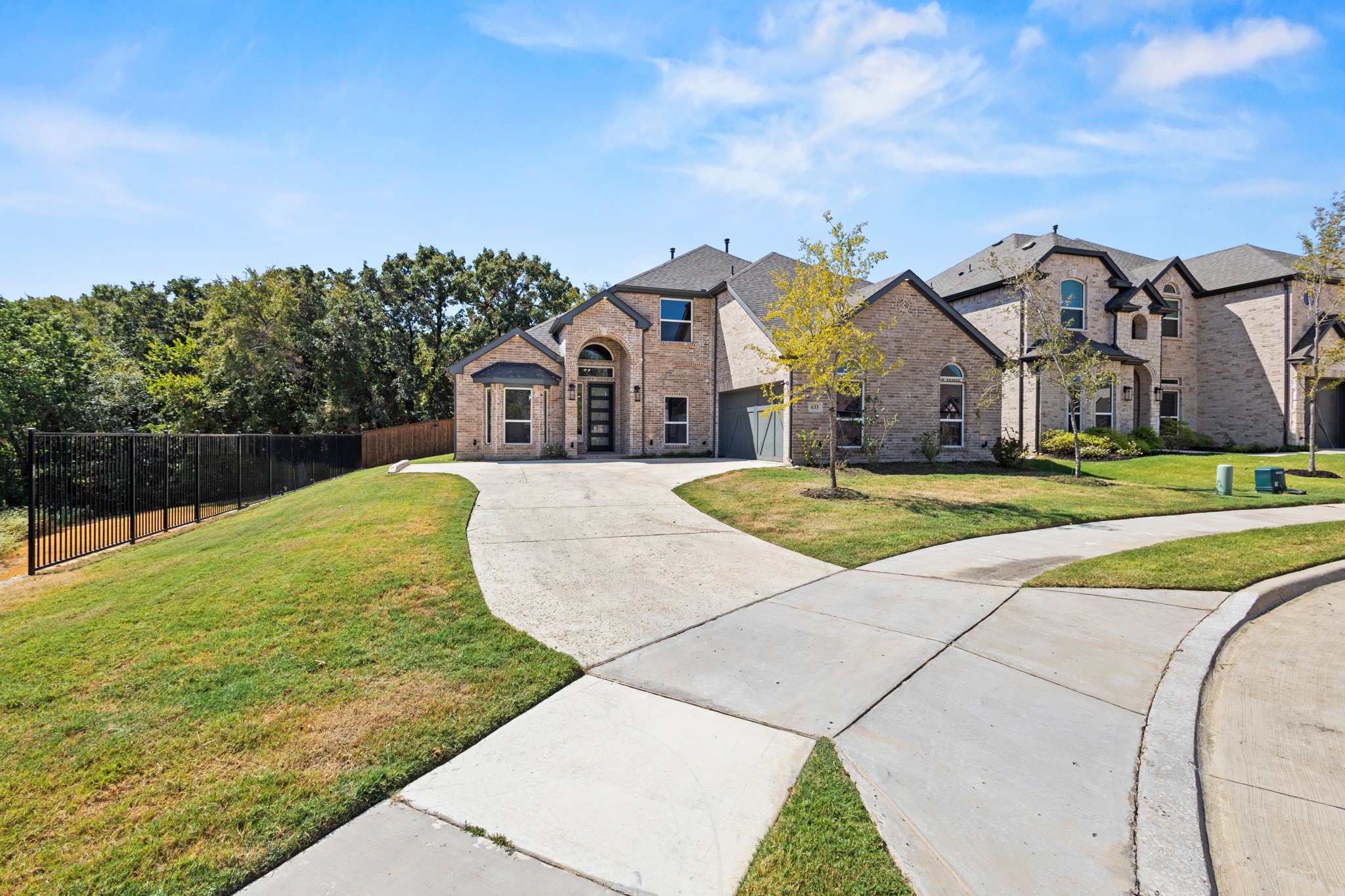 633 Willowmore Drive