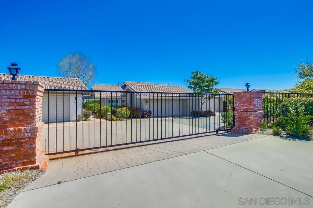 6387 Cardeno Dr