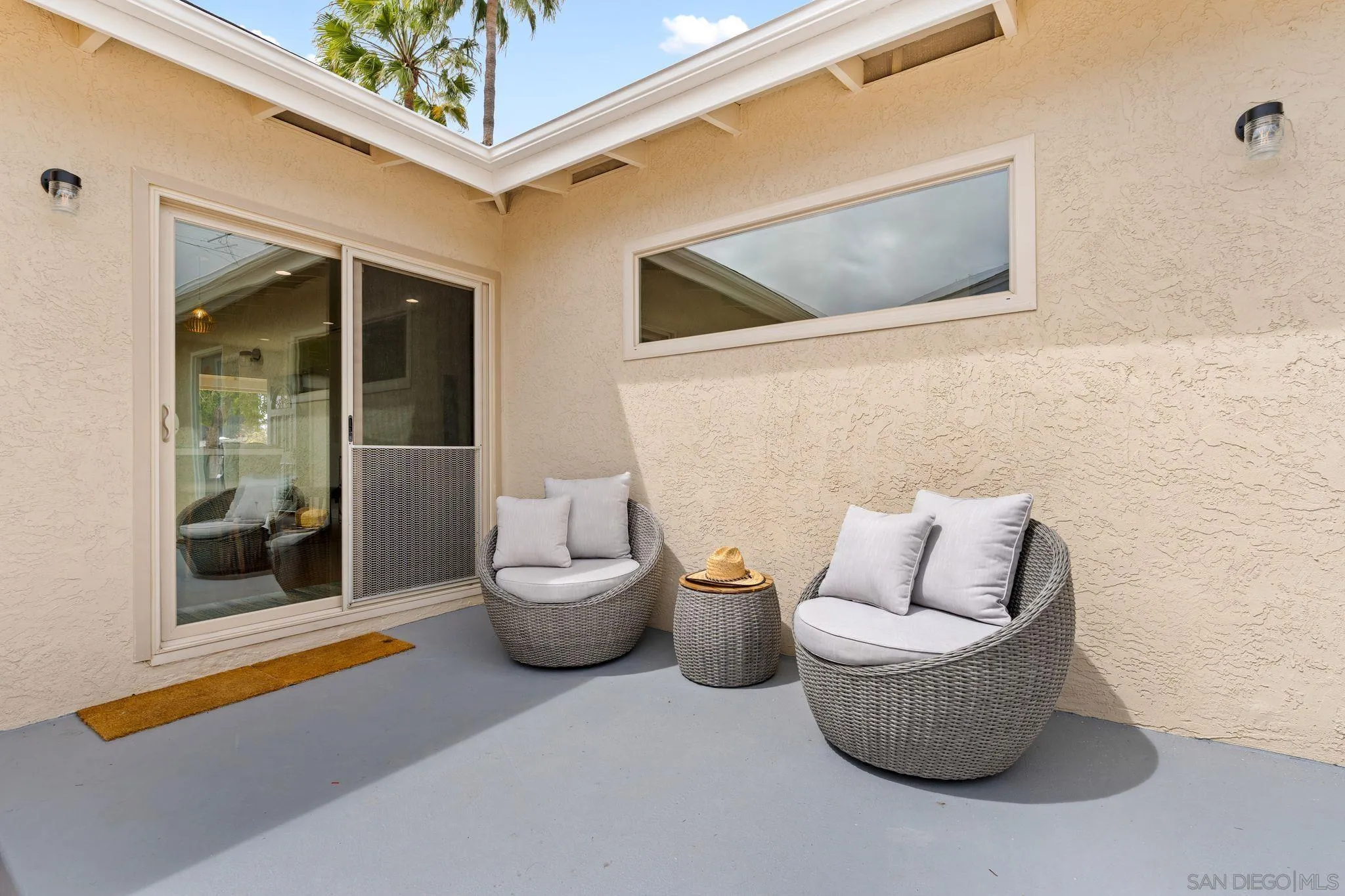 1154 Sapphire Street