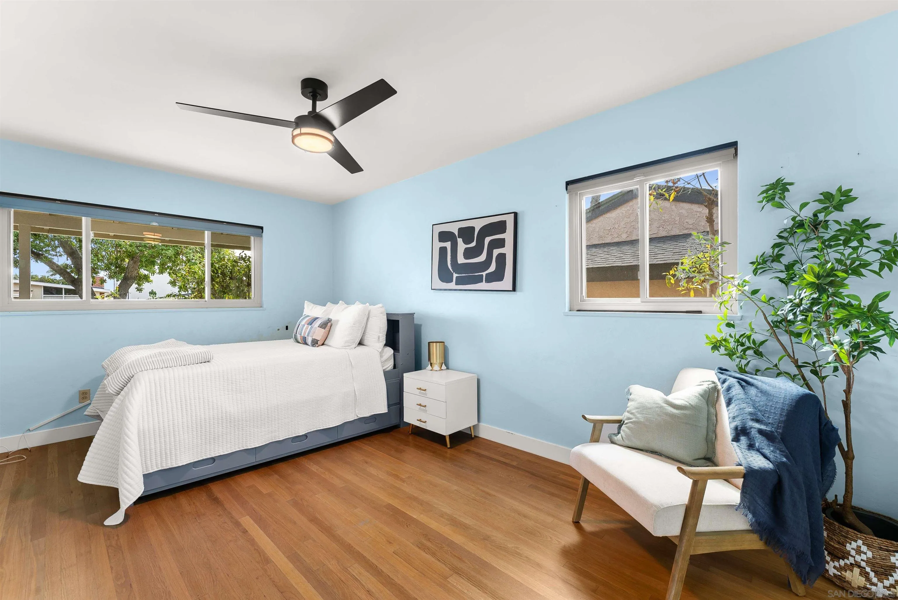 1154 Sapphire Street